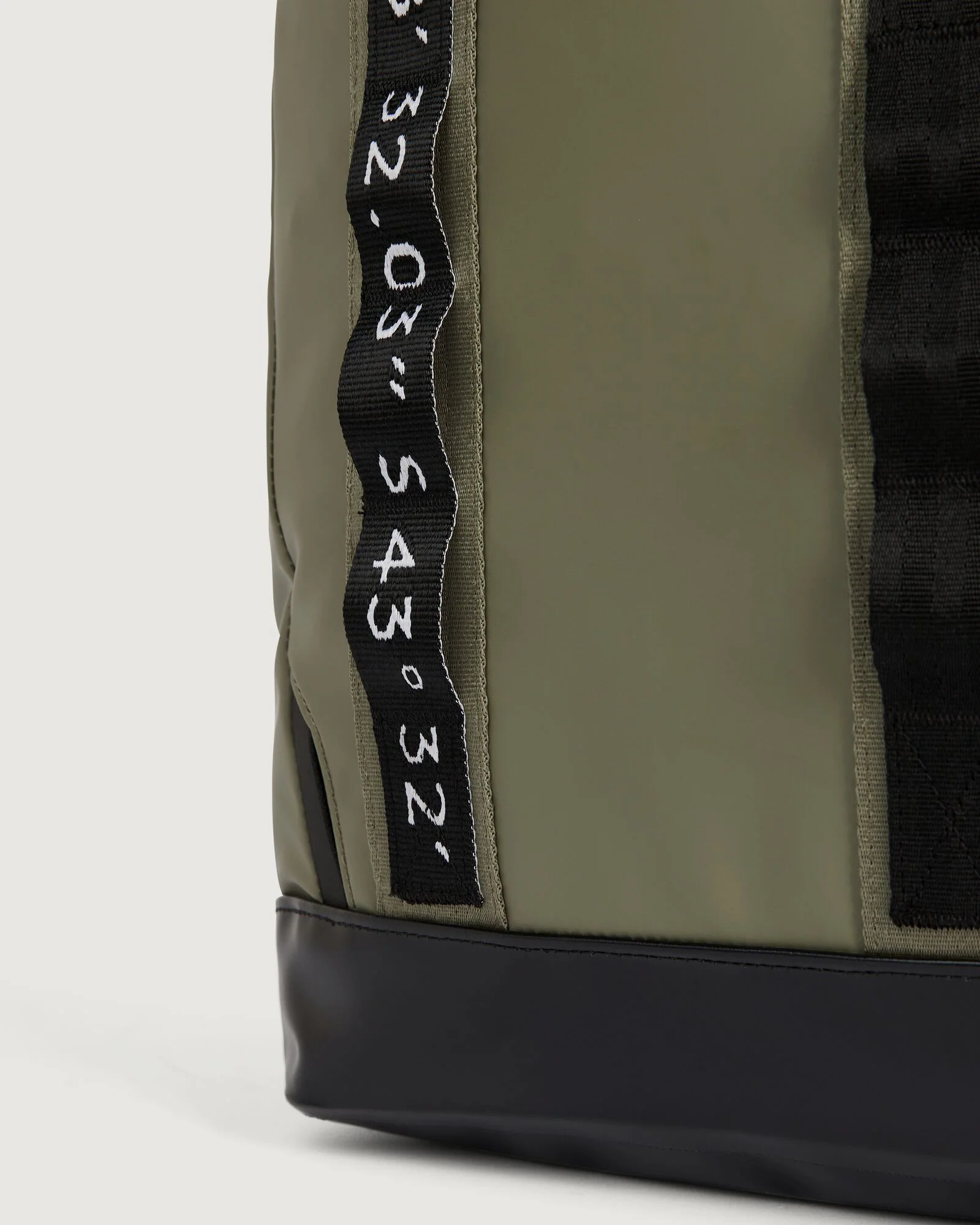 Amphi Backpack - 16L - Beech - Image 8