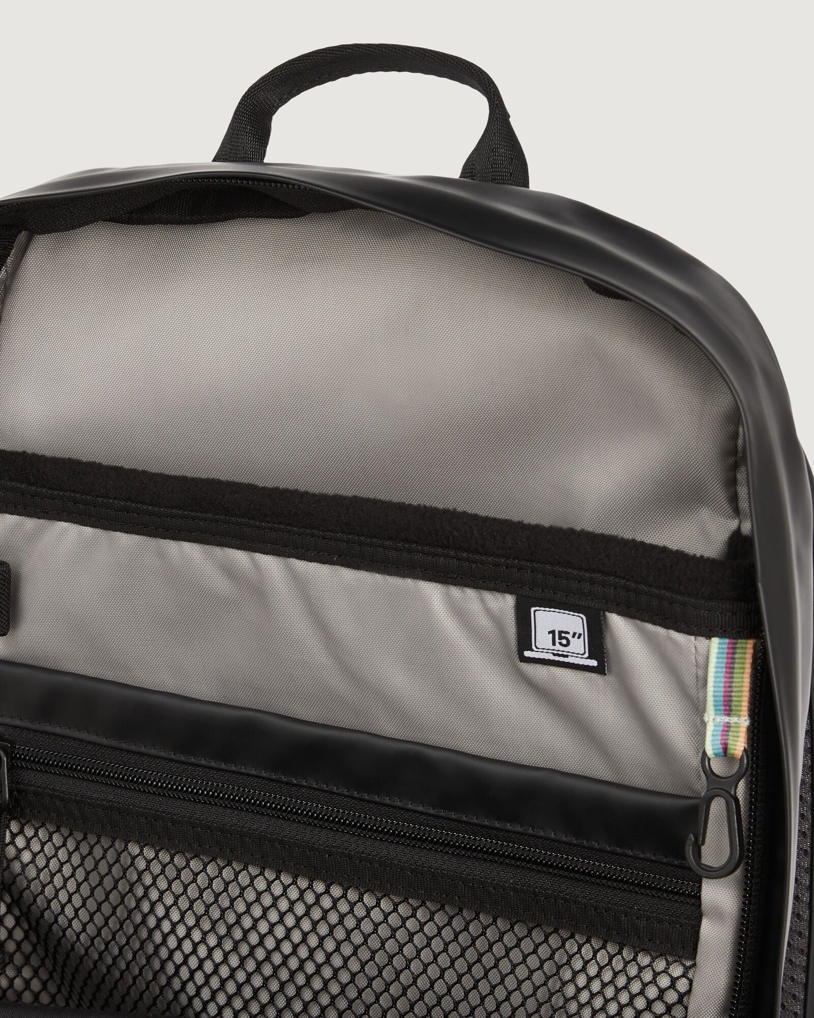 Amphi Backpack - 16L - Black Stingray - Image 5