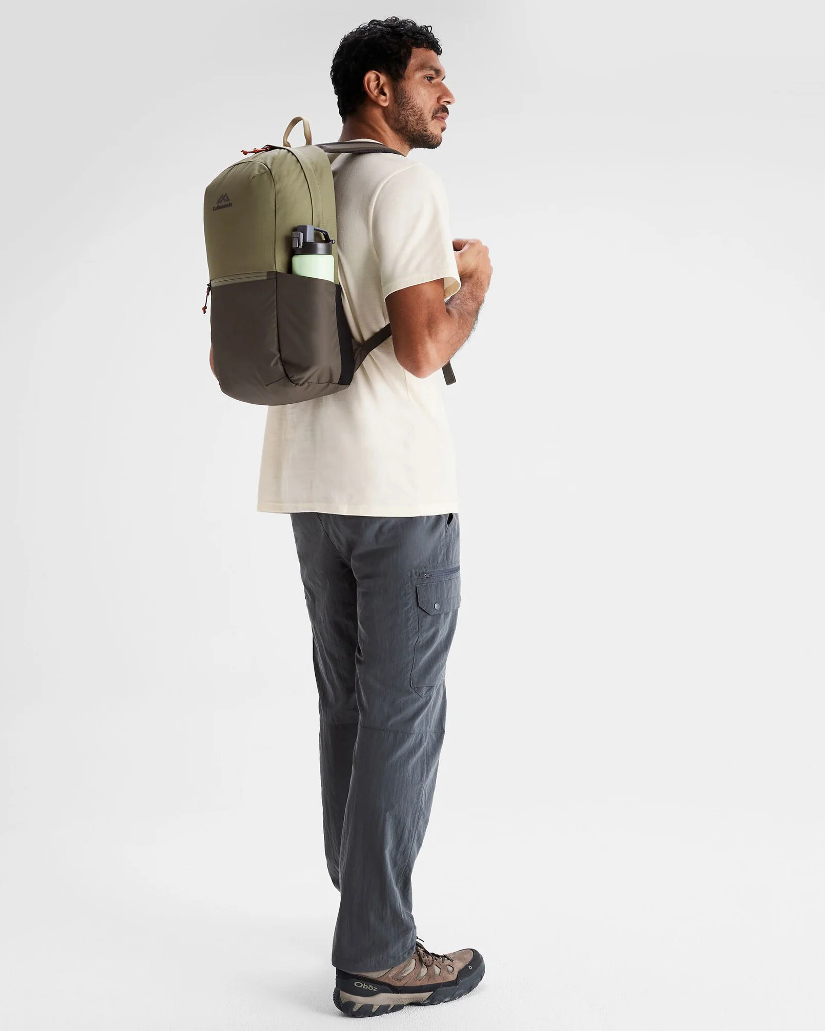 Axon Everyday Backpack - 18L - Beech/Dark Moss - Image 2