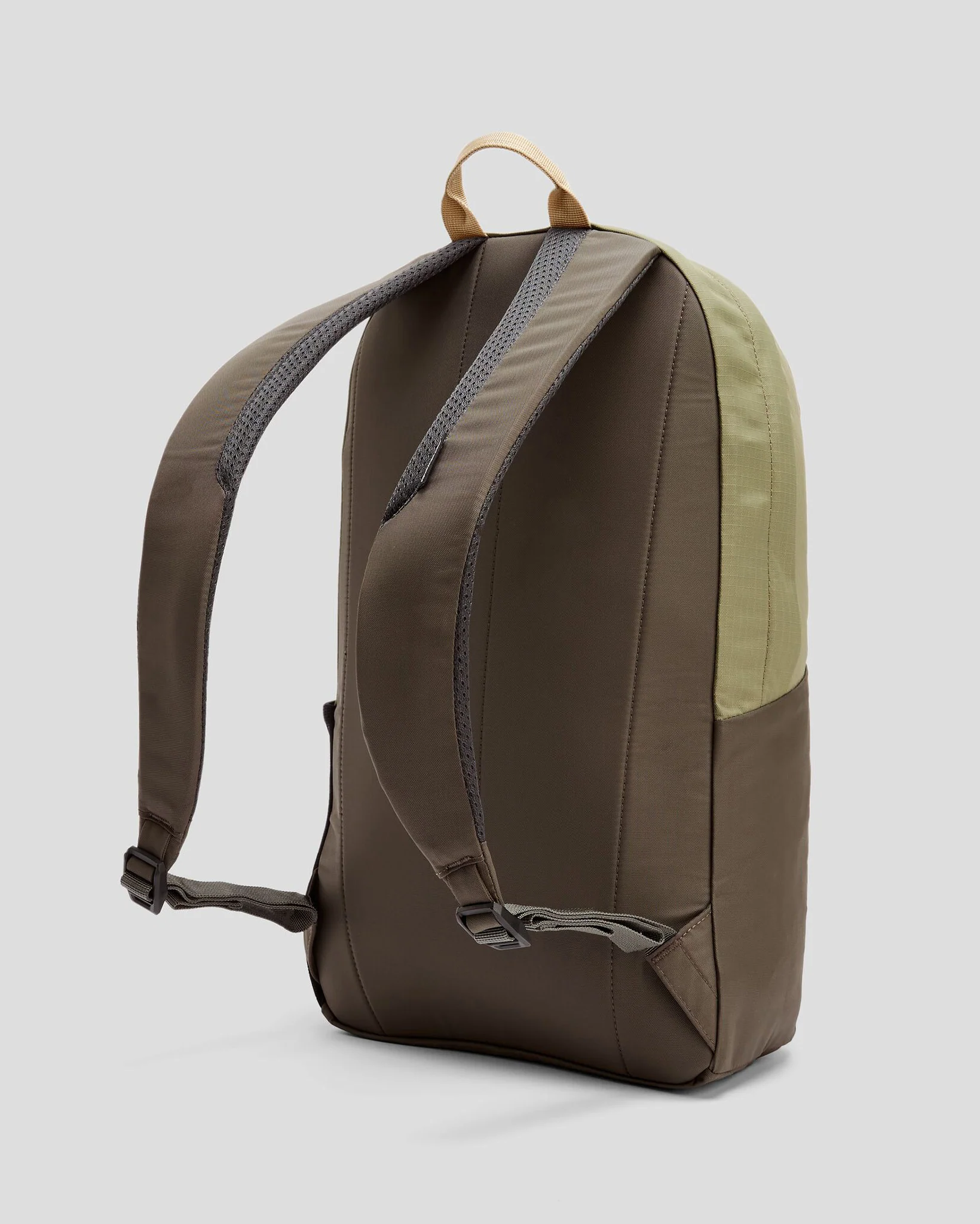 Axon Everyday Backpack - 18L - Beech/Dark Moss - Image 5