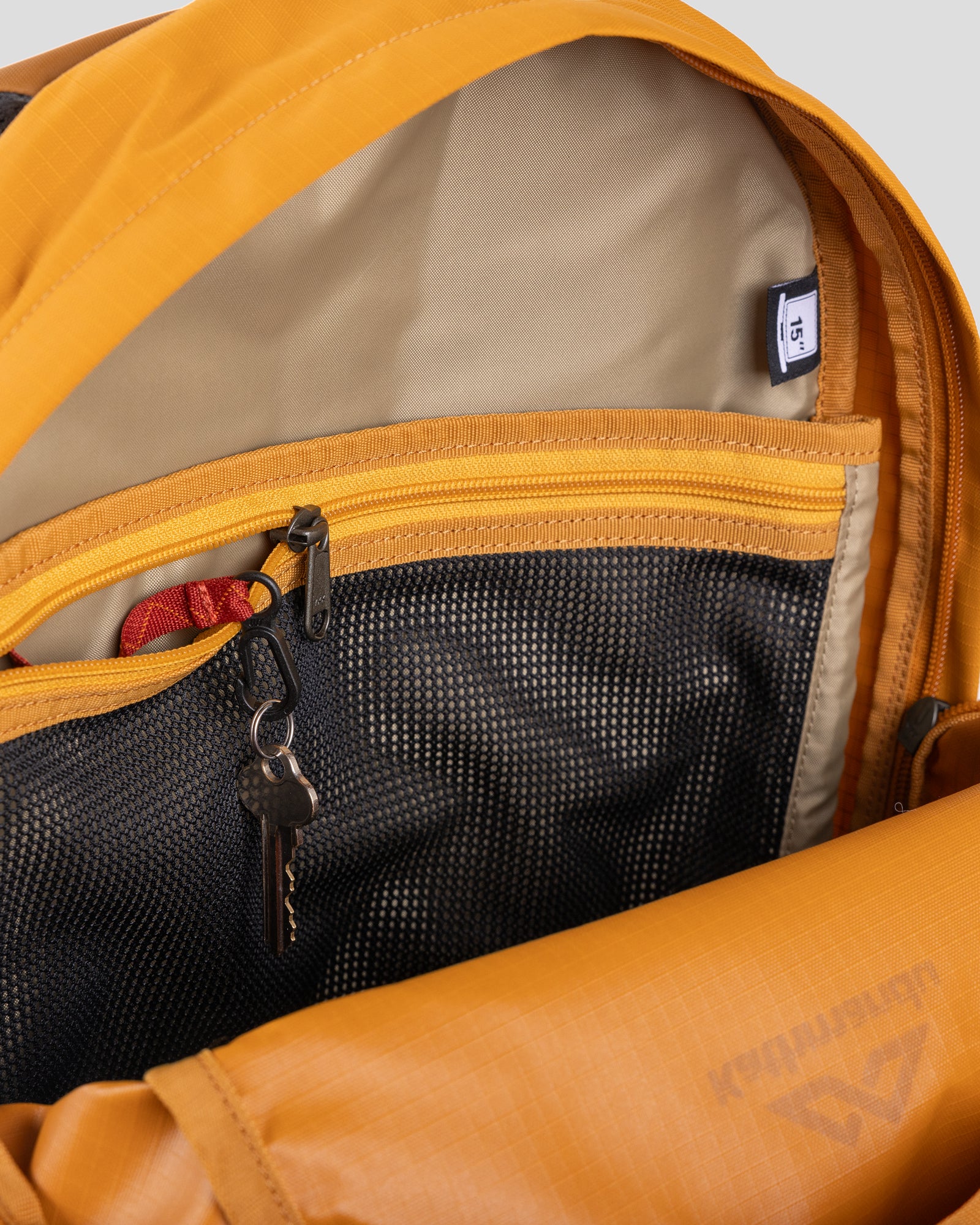 Axon Everyday Backpack - 18L - Golden Oak/Bark - Image 4