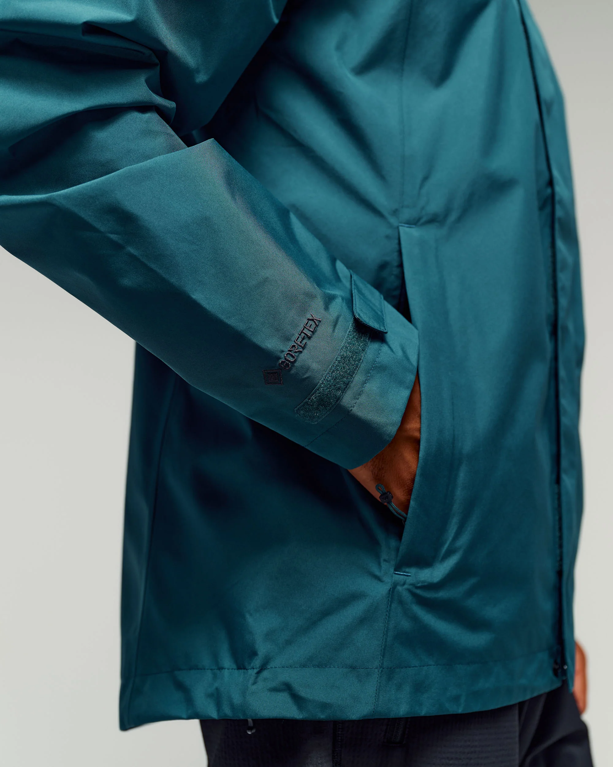 Men's Bealey 2L GORE-TEX Rain Jacket v3 - Ocean - Image 4