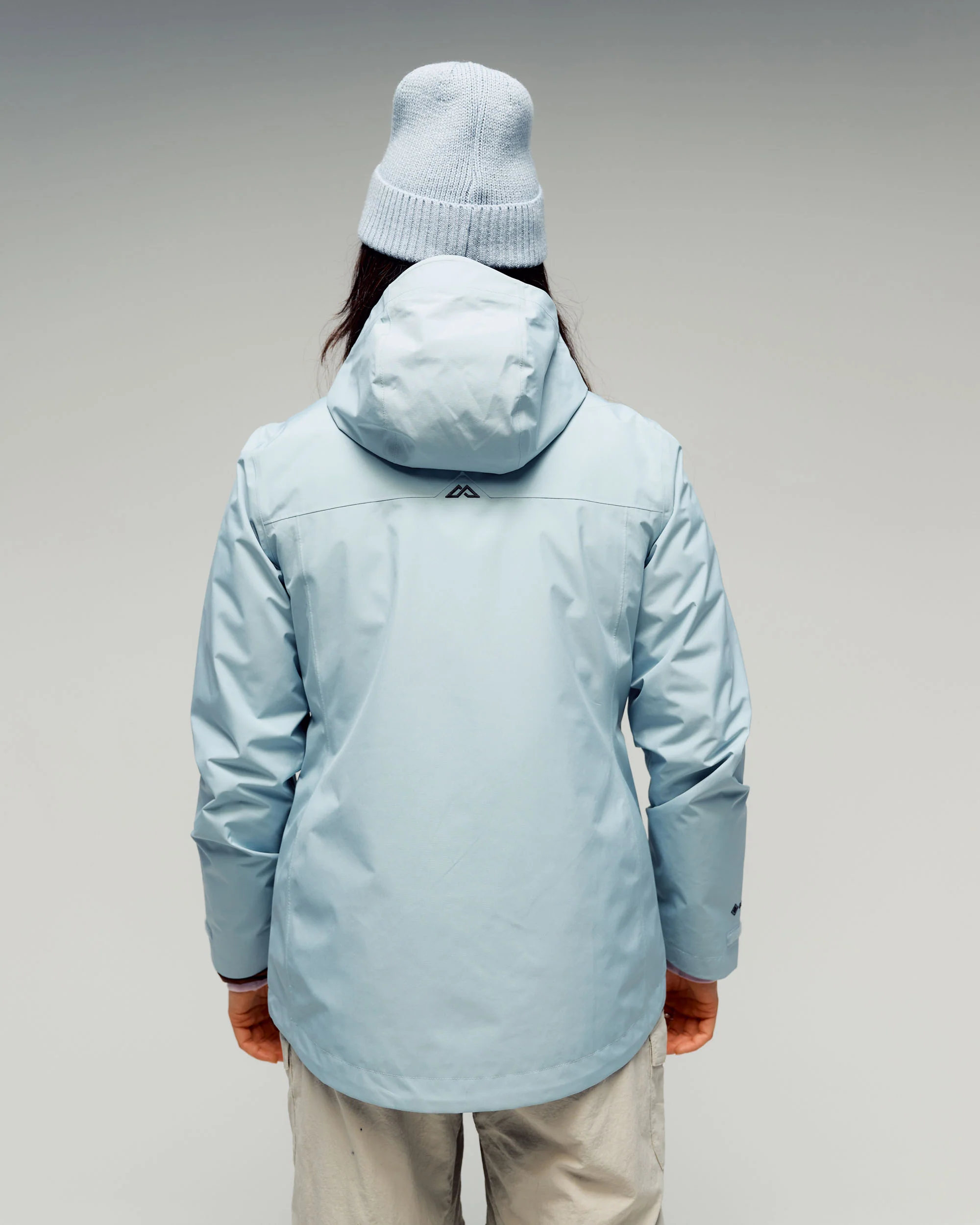 Women's Bealey 2L GORE-TEX Rain Jacket v3 - Tech Blue - Image 2
