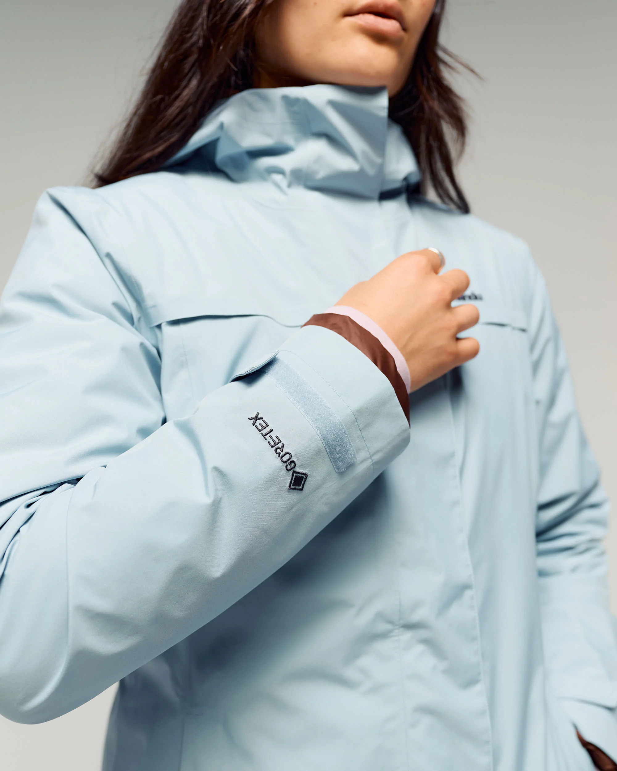 Women's Bealey 2L GORE-TEX Rain Jacket v3 - Tech Blue - Image 8
