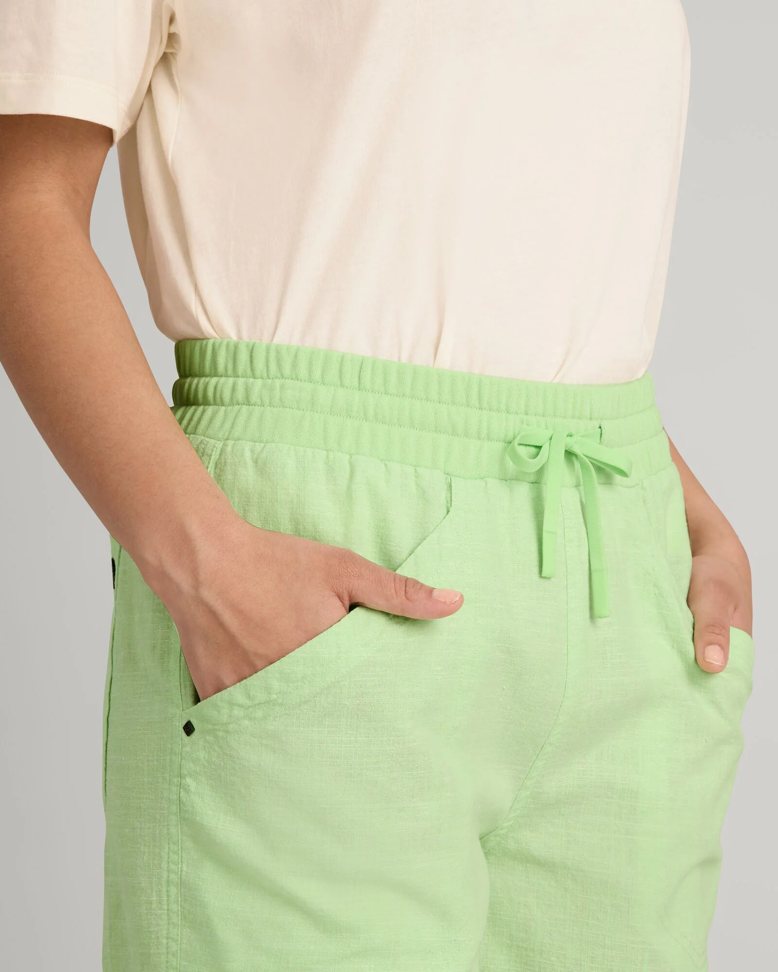 Cardeto Women's Shorts - Glowy - Image 7