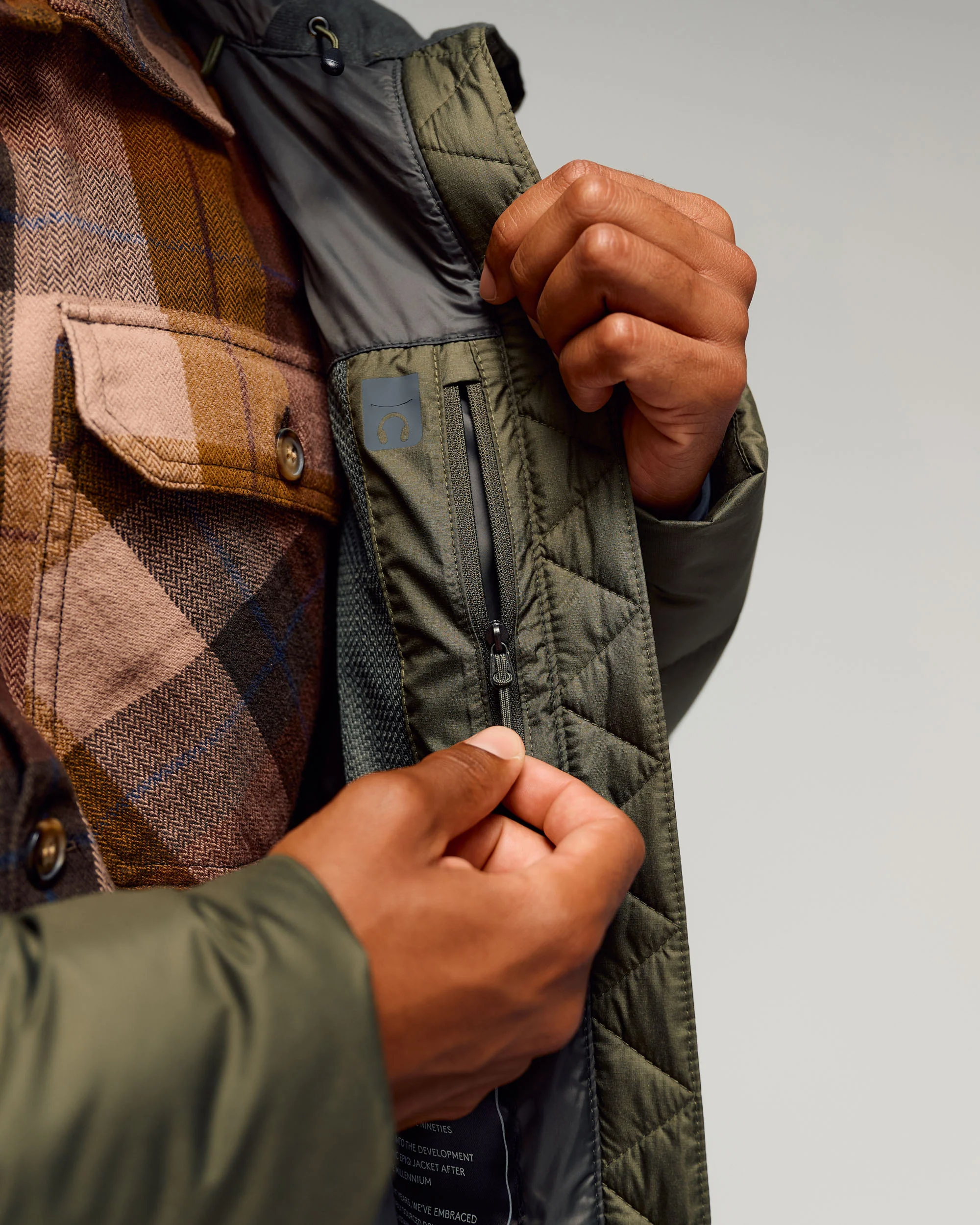 Men's Epiq Hooded Down Jacket -  Light Moss - Image 5