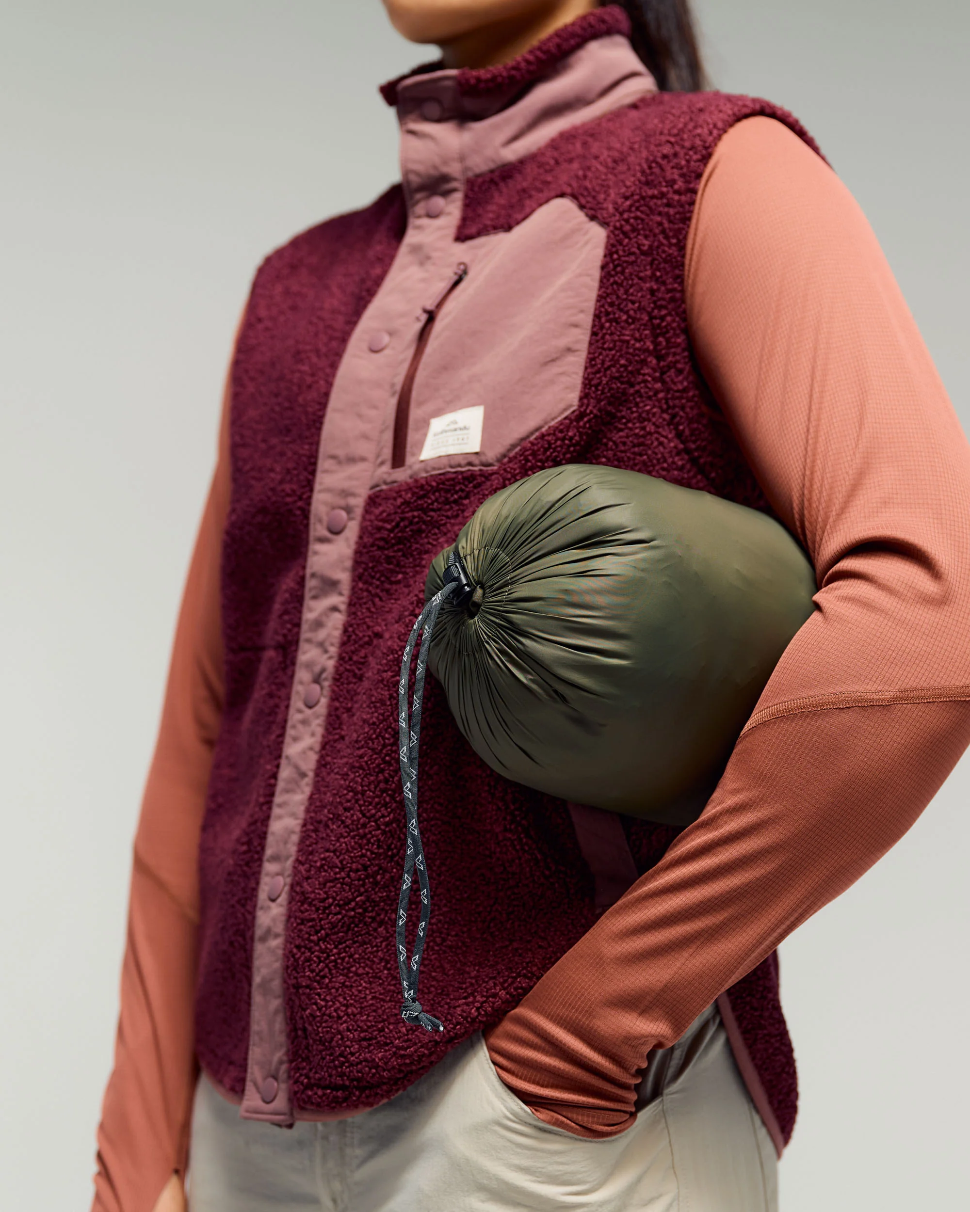 Women's Epiq Hooded Down Jacket - Light Moss - Image 5