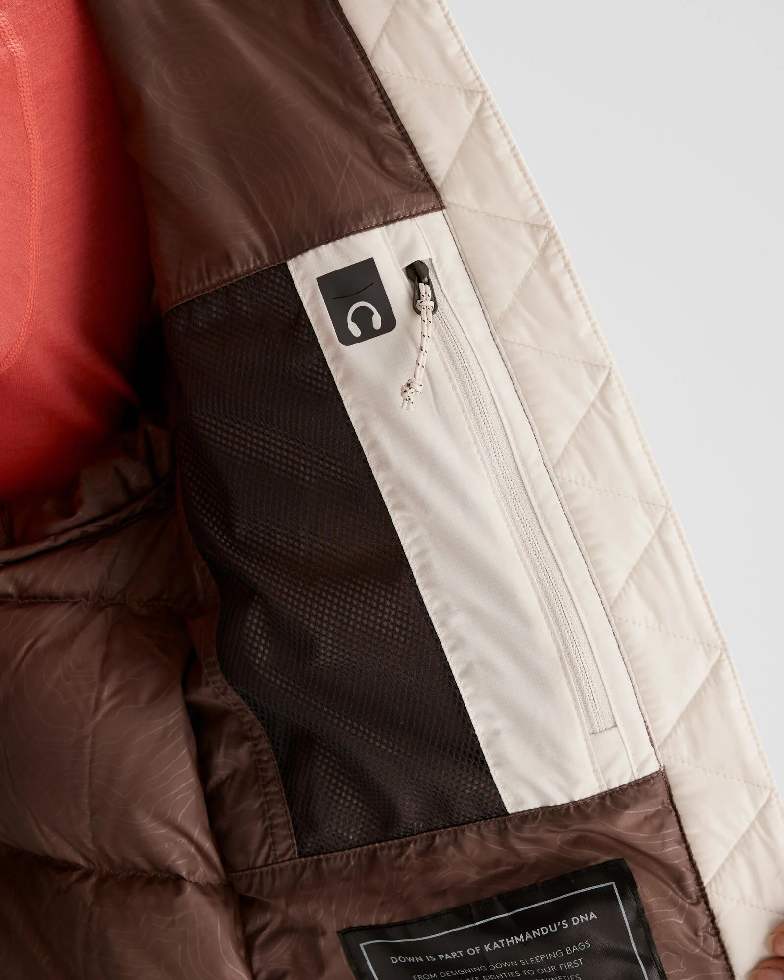 Women's Epiq Hooded Down Jacket - Natural - Image 8