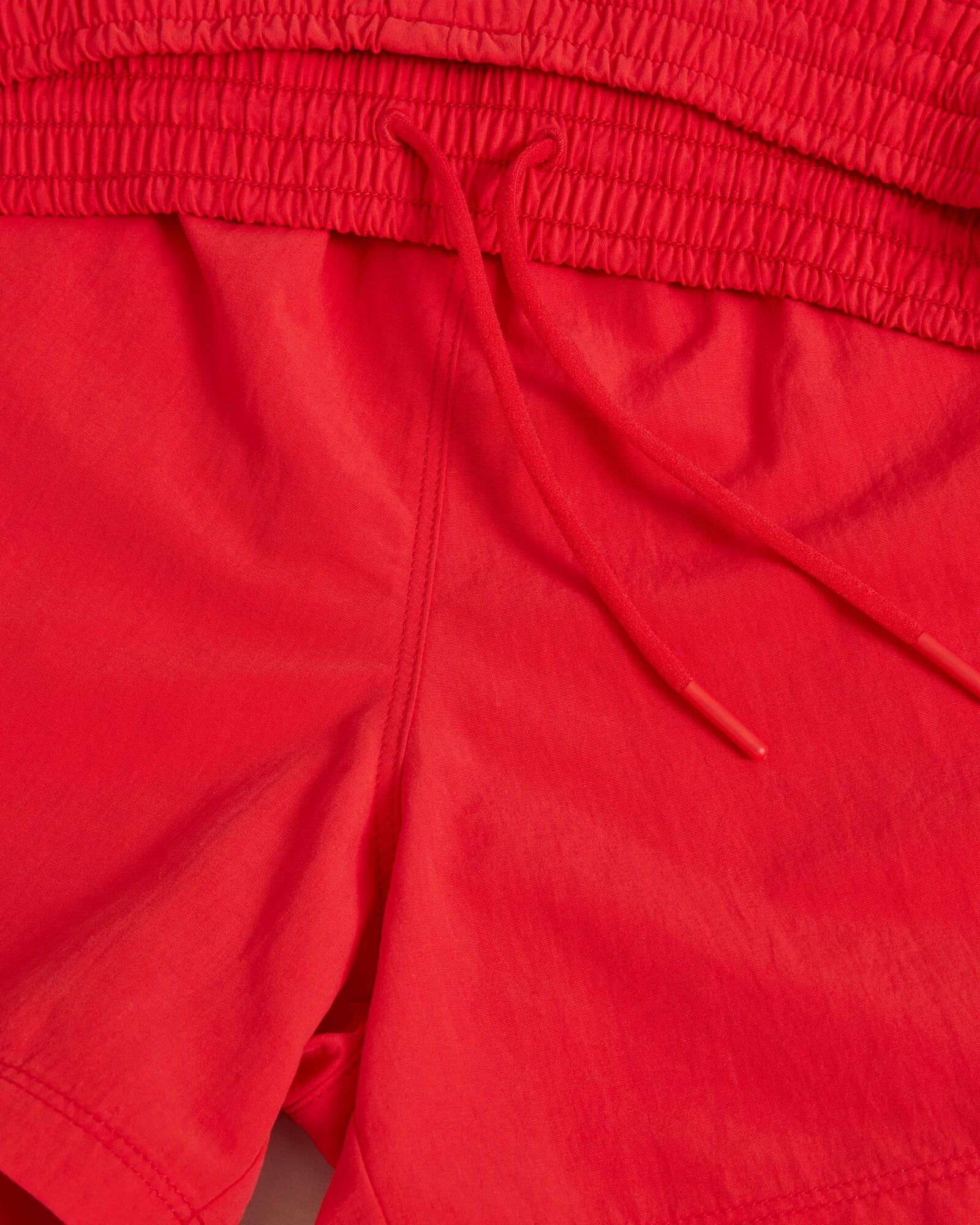 Women's EVRY-Day 4 inch Shorts - Signal Red - Image 6