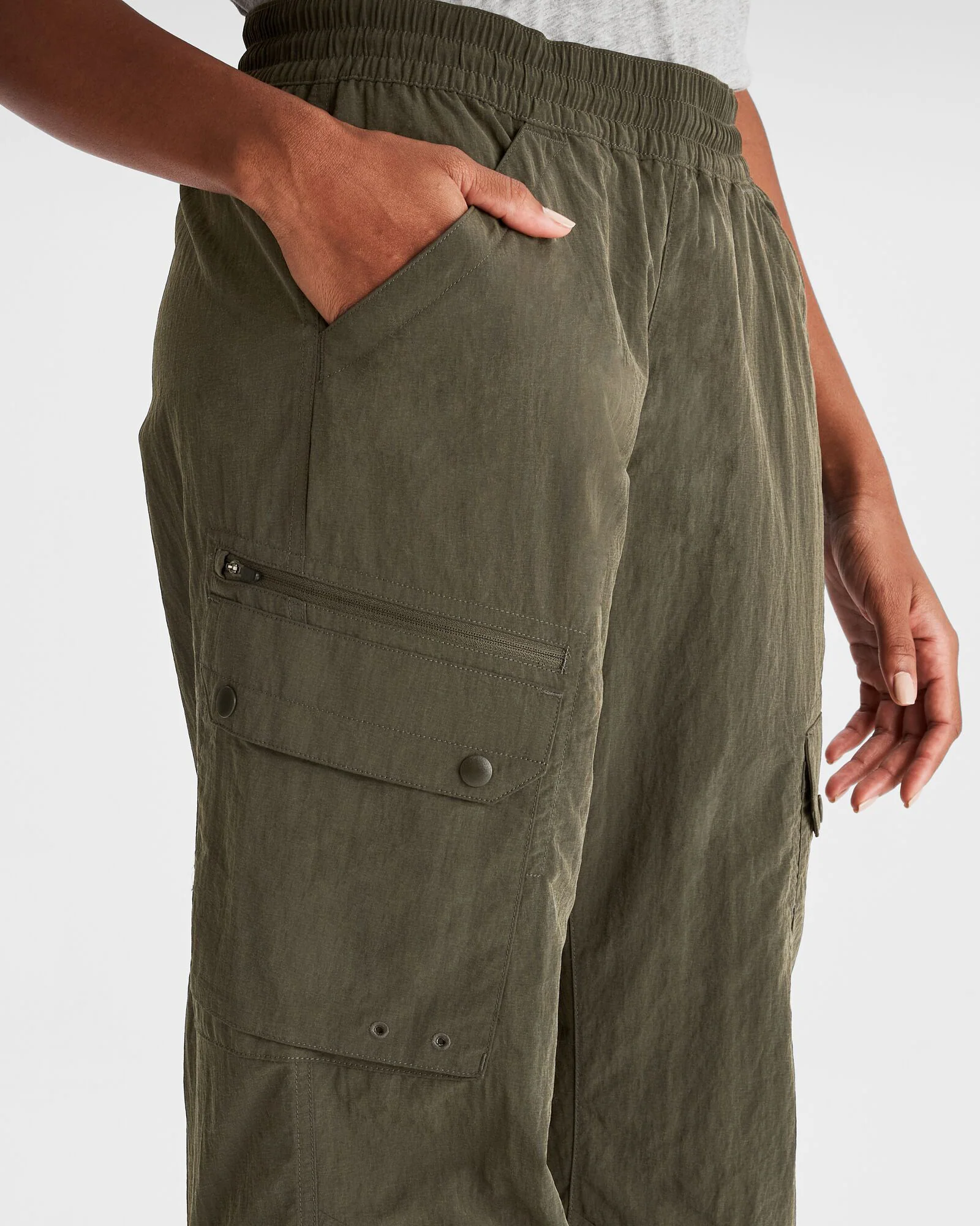 Women's EVRY-Day Cargo Pants - Dark Moss - Image 4