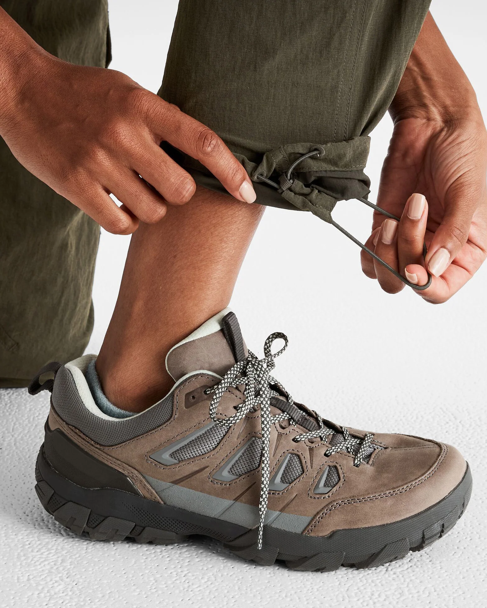 Women's EVRY-Day Cargo Pants - Dark Moss - Image 5