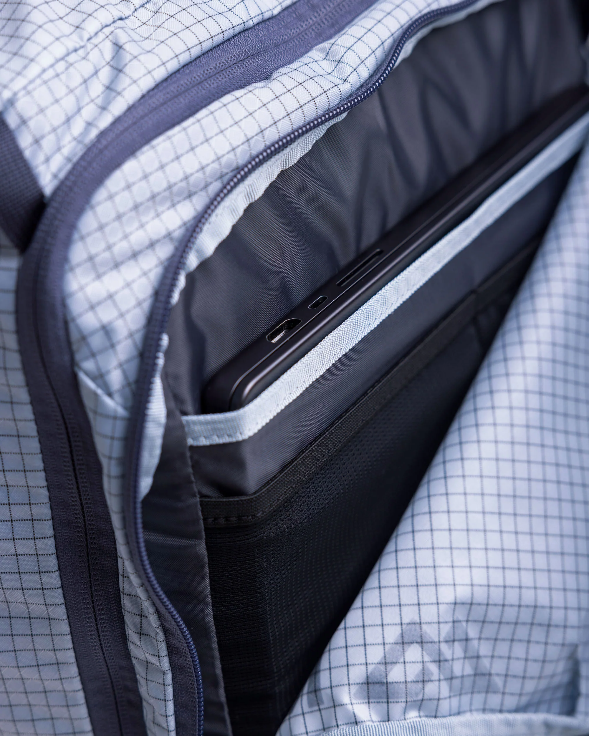 Feather Flight Carry-On - 40L - Tech Blue - Image 5