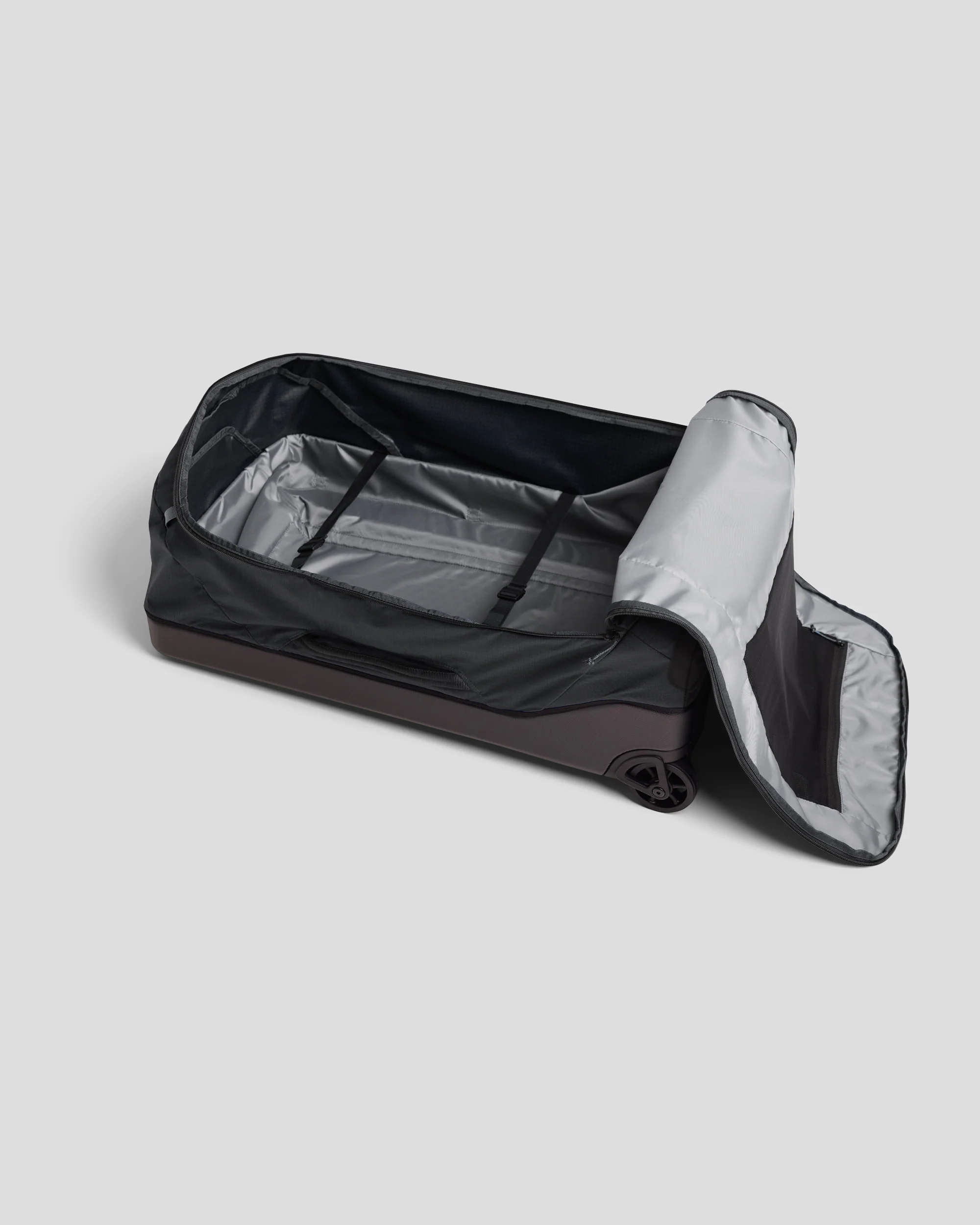 Feather Flight Check-In - 85L - Black Stingray - Image 5