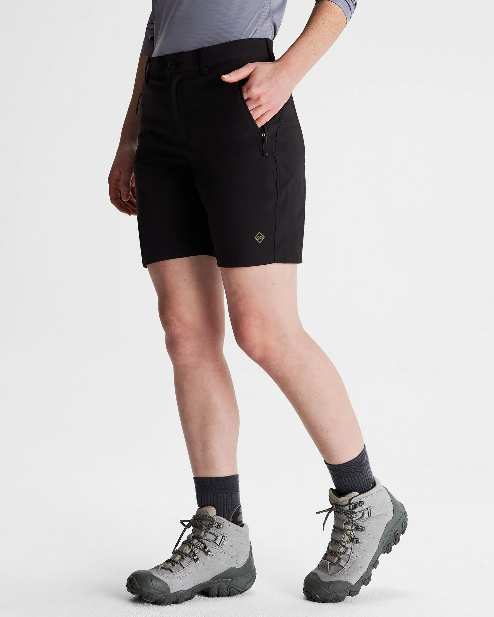 Flinders Women's 7" Shorts - Black - Image 3