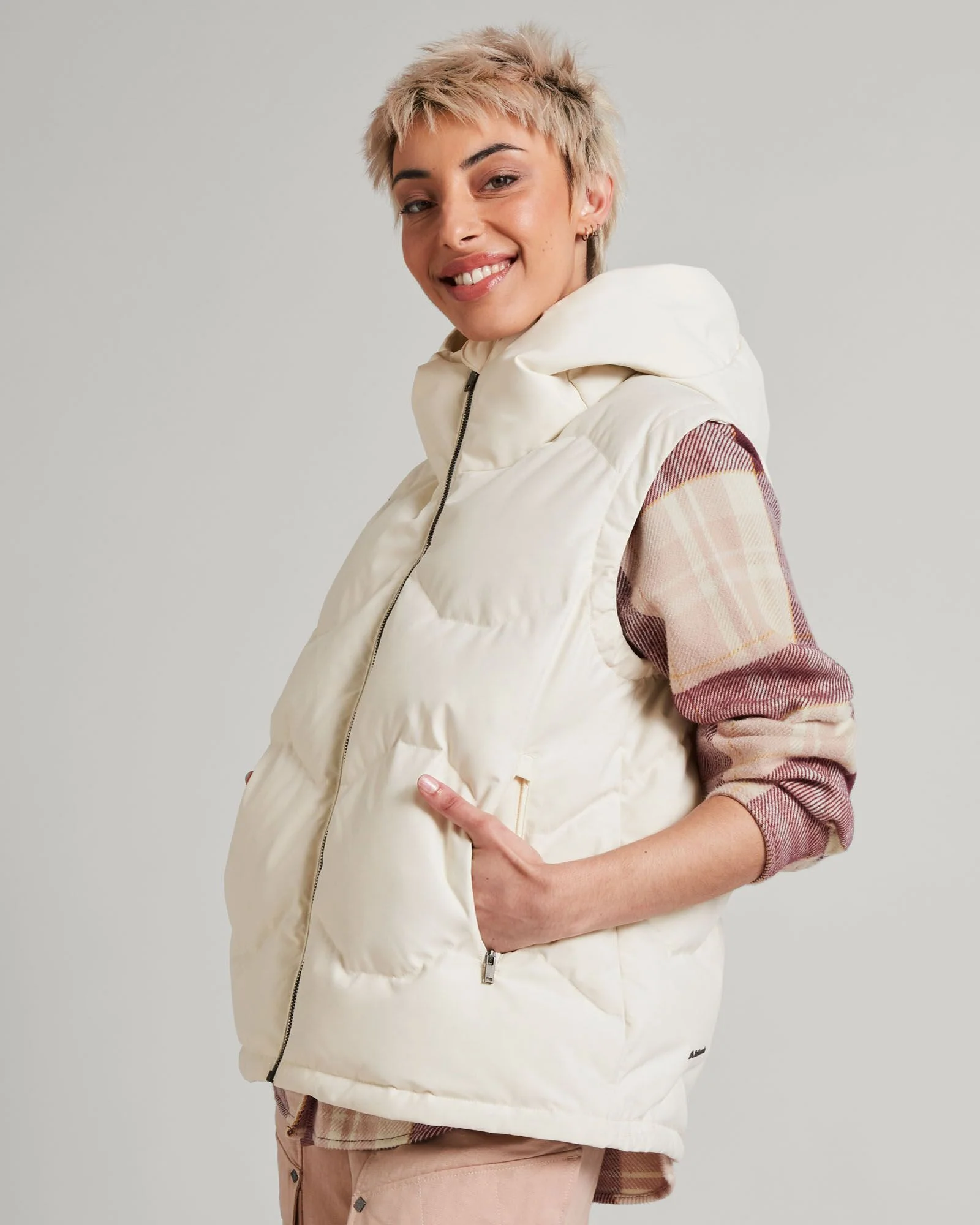 Women's Frisco X Hooded Down Vest - Natural - Image 5