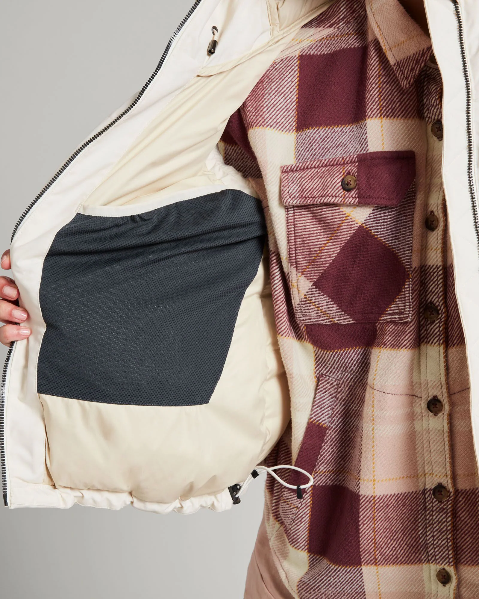 Women's Frisco X Hooded Down Vest - Natural - Image 8