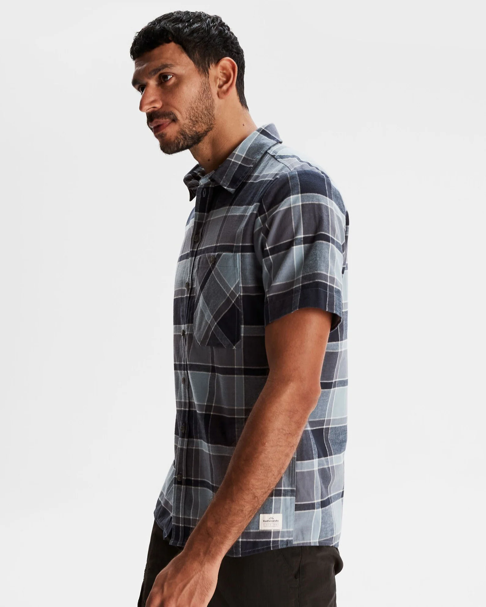 Men's Fyfe Short Sleeve Shirt - Mid Navy Plaid - Image 3