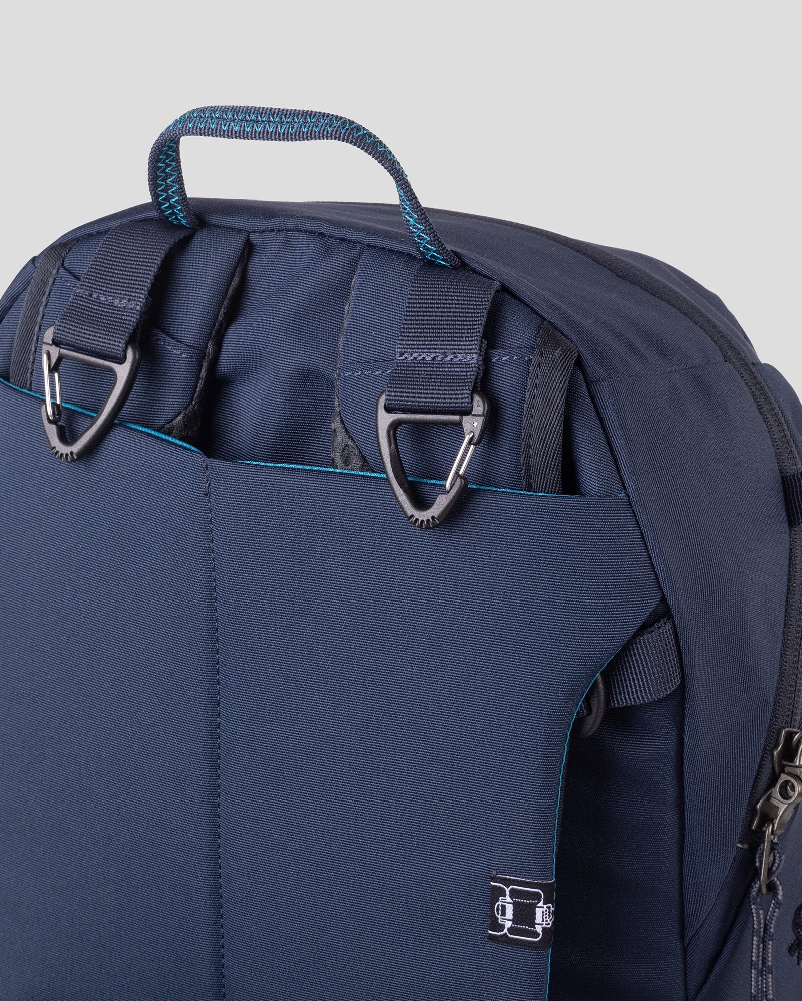 Gluon Beyond Backpack - 18L - Pure Navy - Image 5