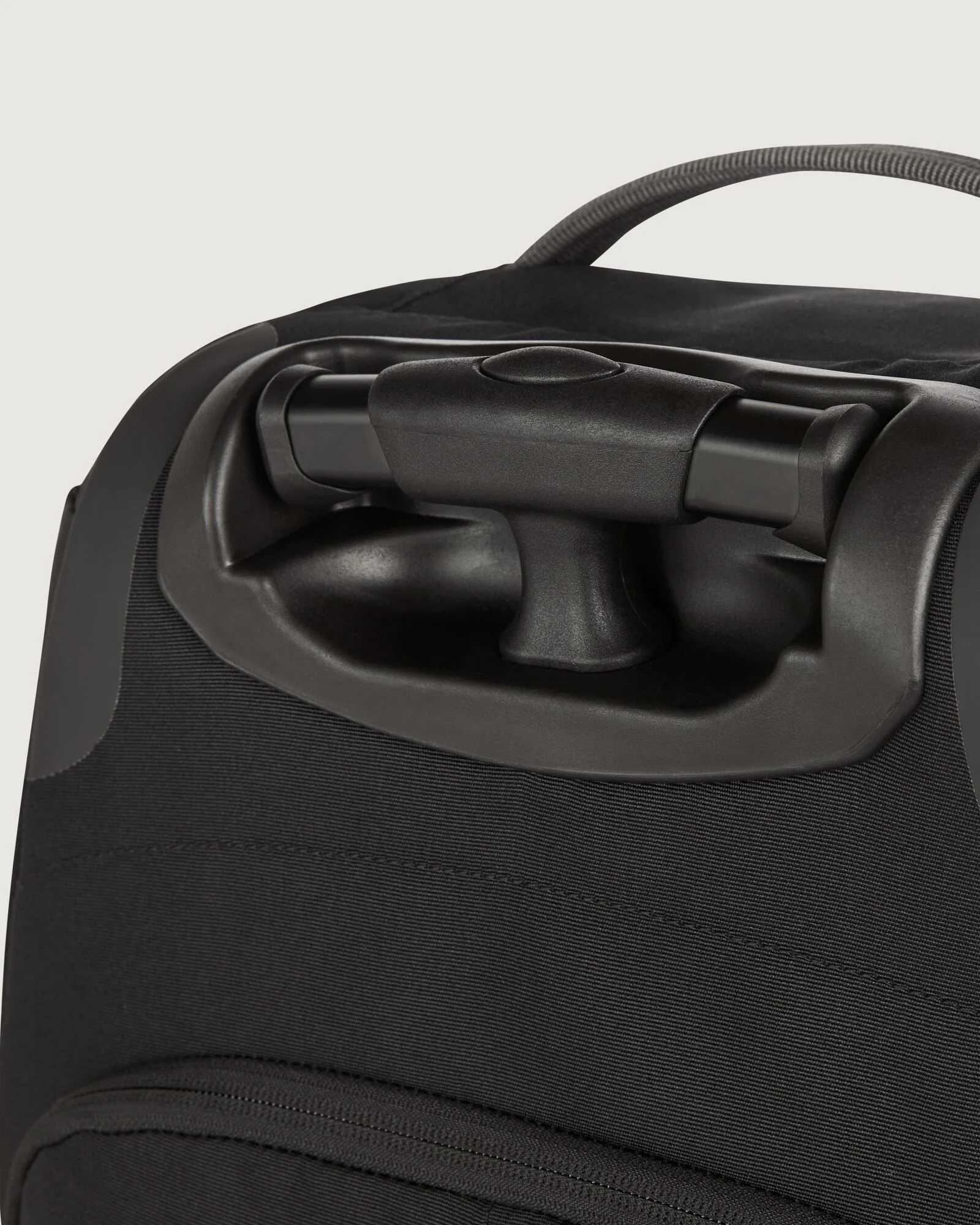 Hybrid Trolley v5 - 70L - Black Stingray - Image 5