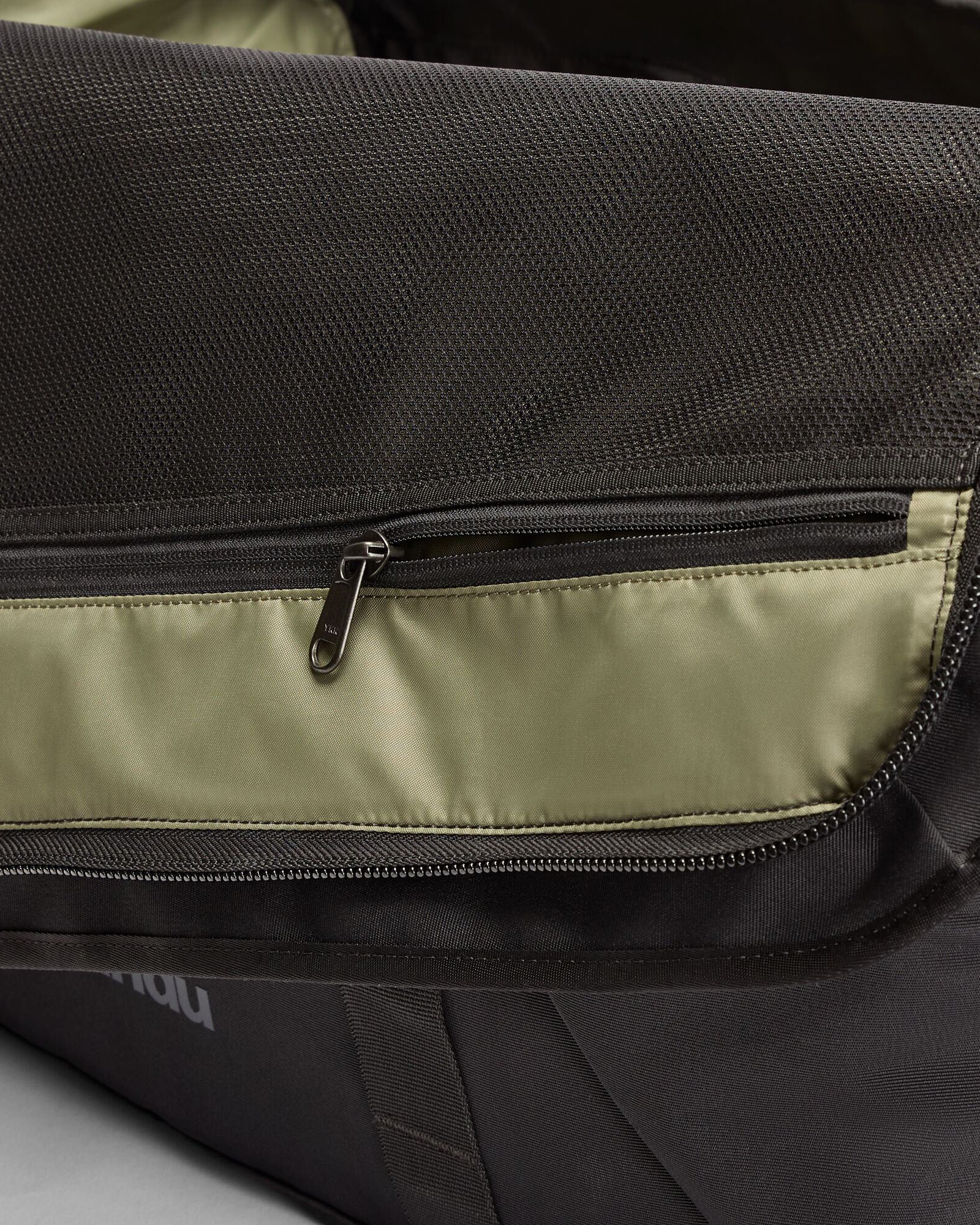 Indus Base Duffel - 50L - Black Stingray - Image 5