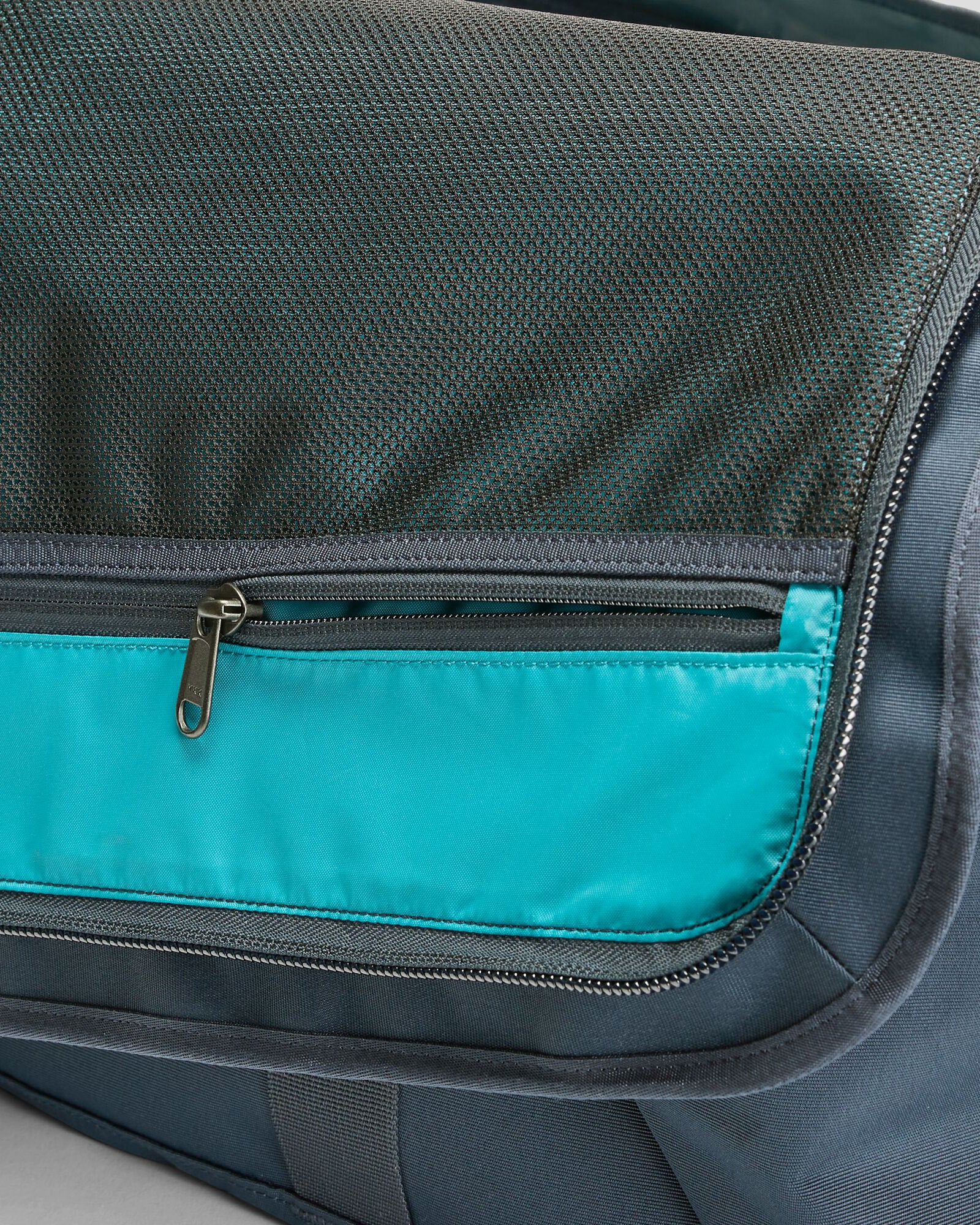 Indus Base Duffel - 70L - Pure Navy - Image 5