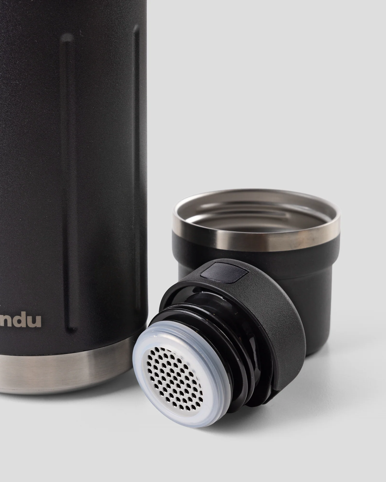 Insulated Flask With Cup - 650 ml - Black Stingray - Image 4