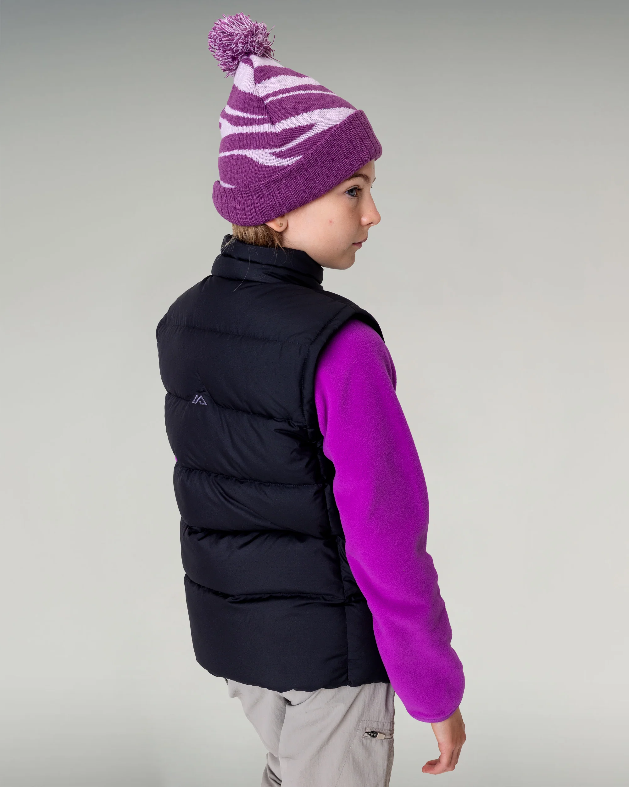 Kids' Epiq Down Vest - Black Stingray - Image 7
