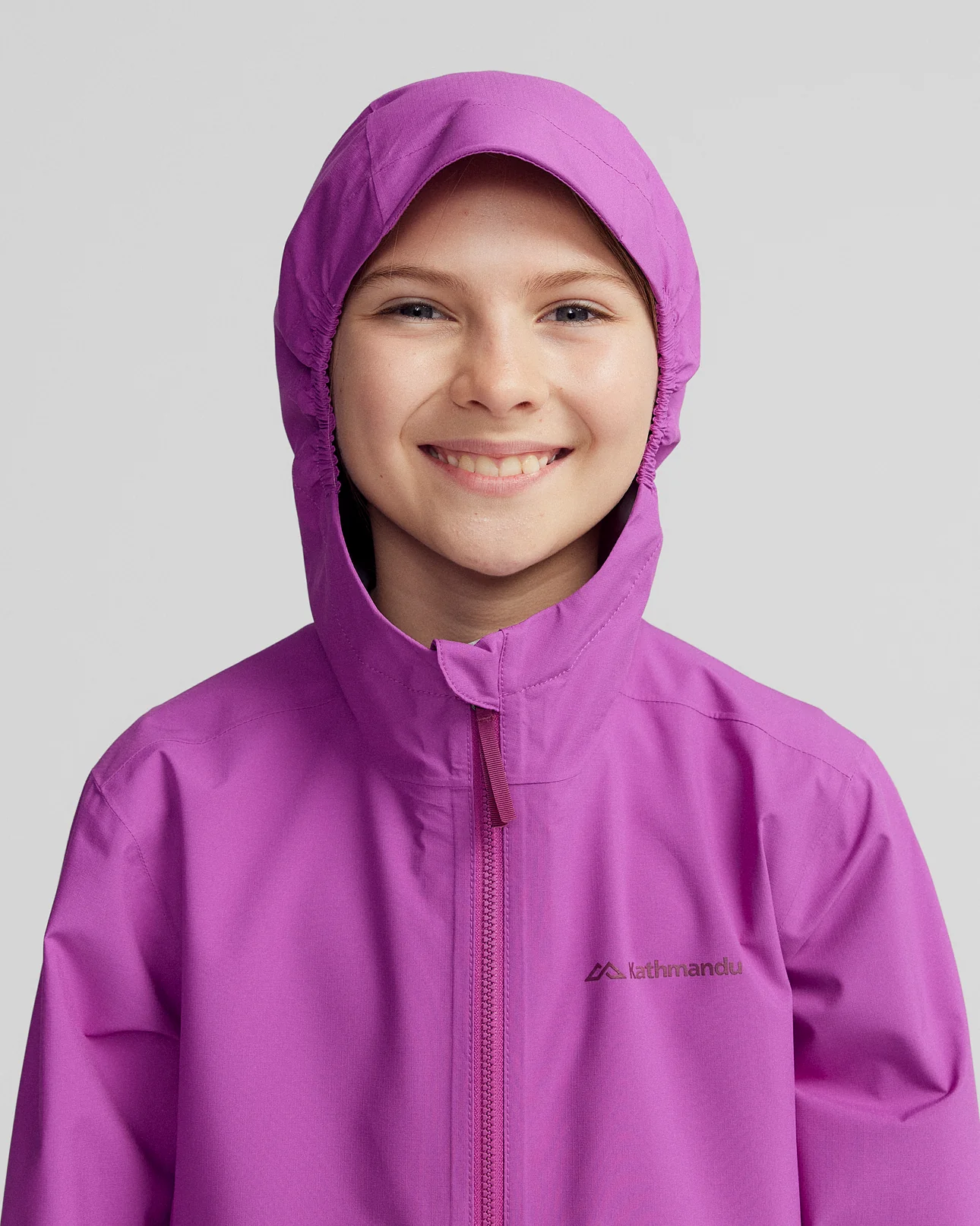Kids’ Trailhead Stretch 2.5L Rain Jacket - Vivid Purple - Image 5