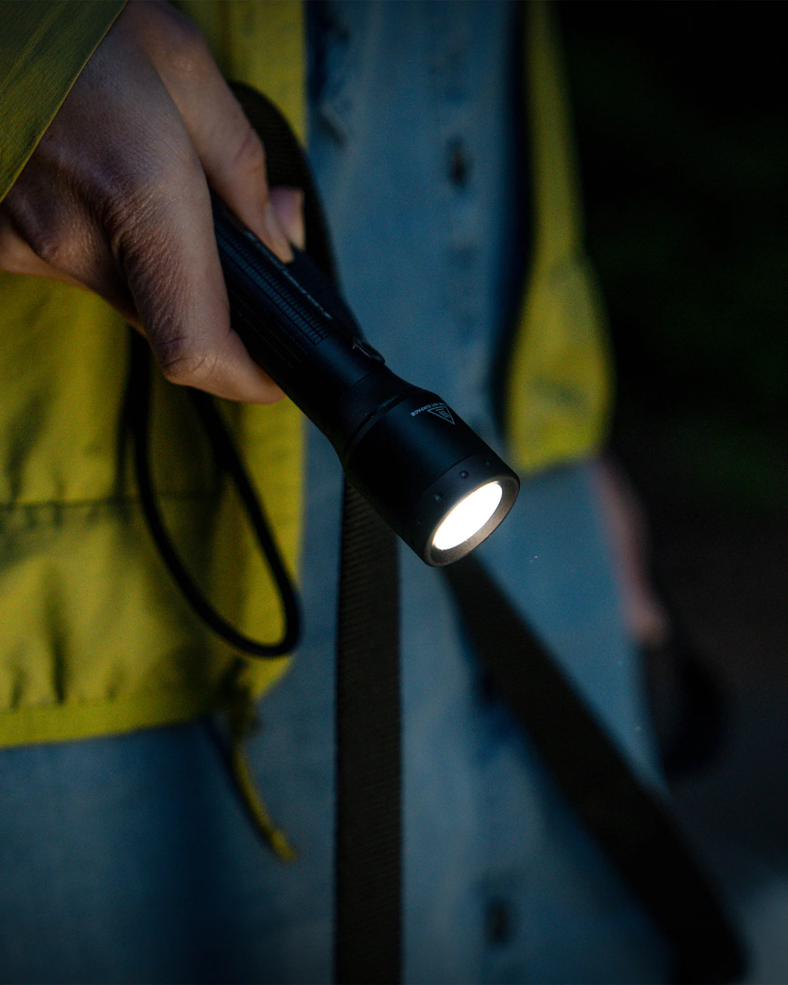 Ledlenser P7R Core 1400 lumen Recharge Flashlight - Black - Image 4