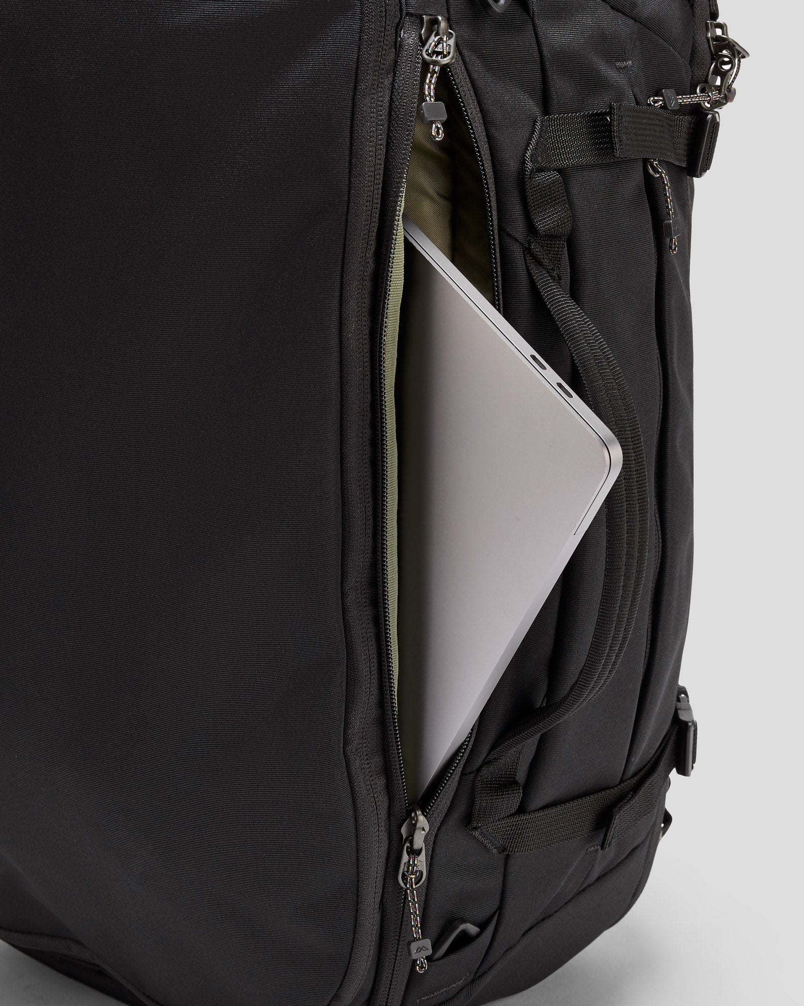 Litehaul Carry On v3 - 38L - Black Stingray - Image 7