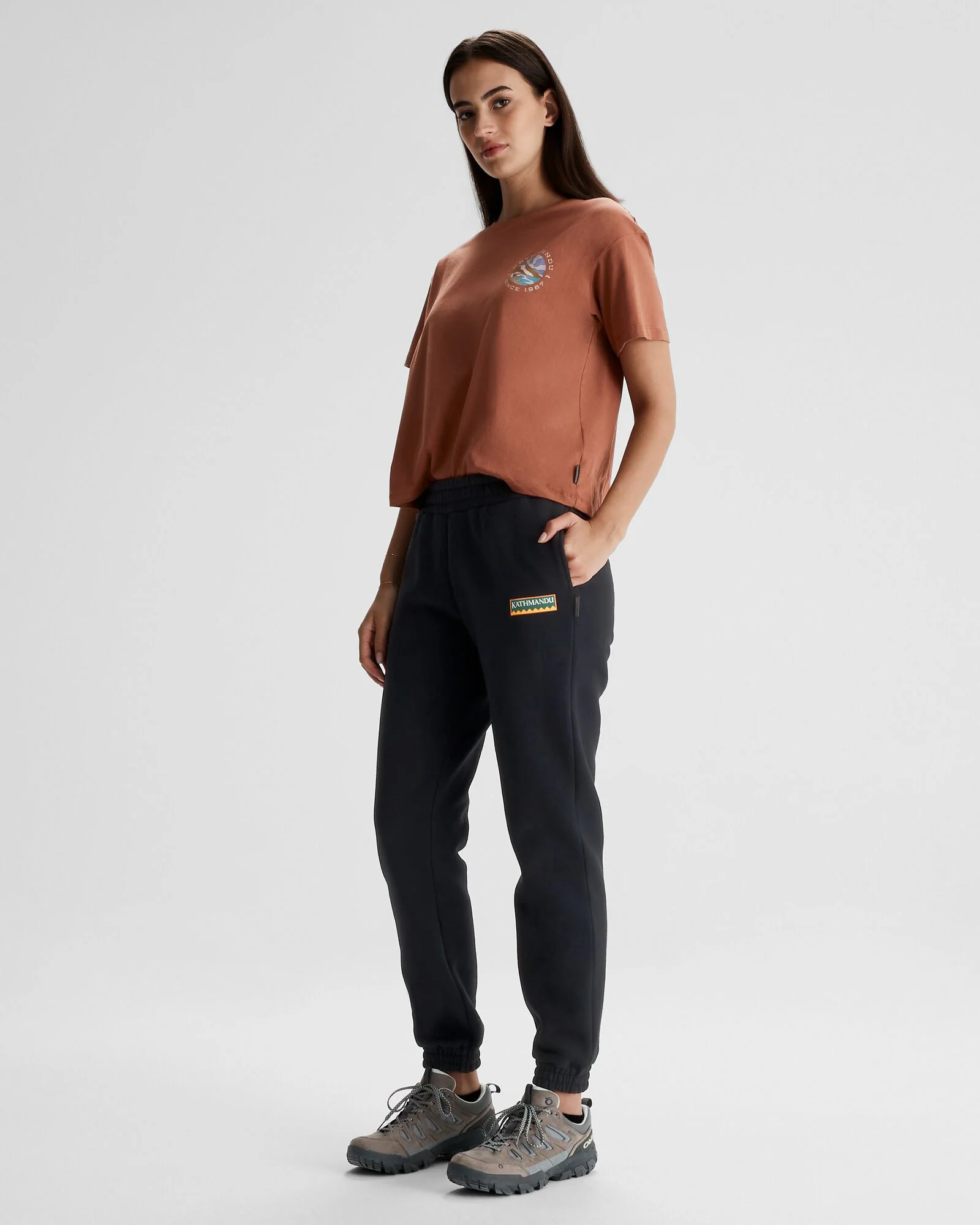 Women's Logo Slouchy BB Joggers - Black - Image 2