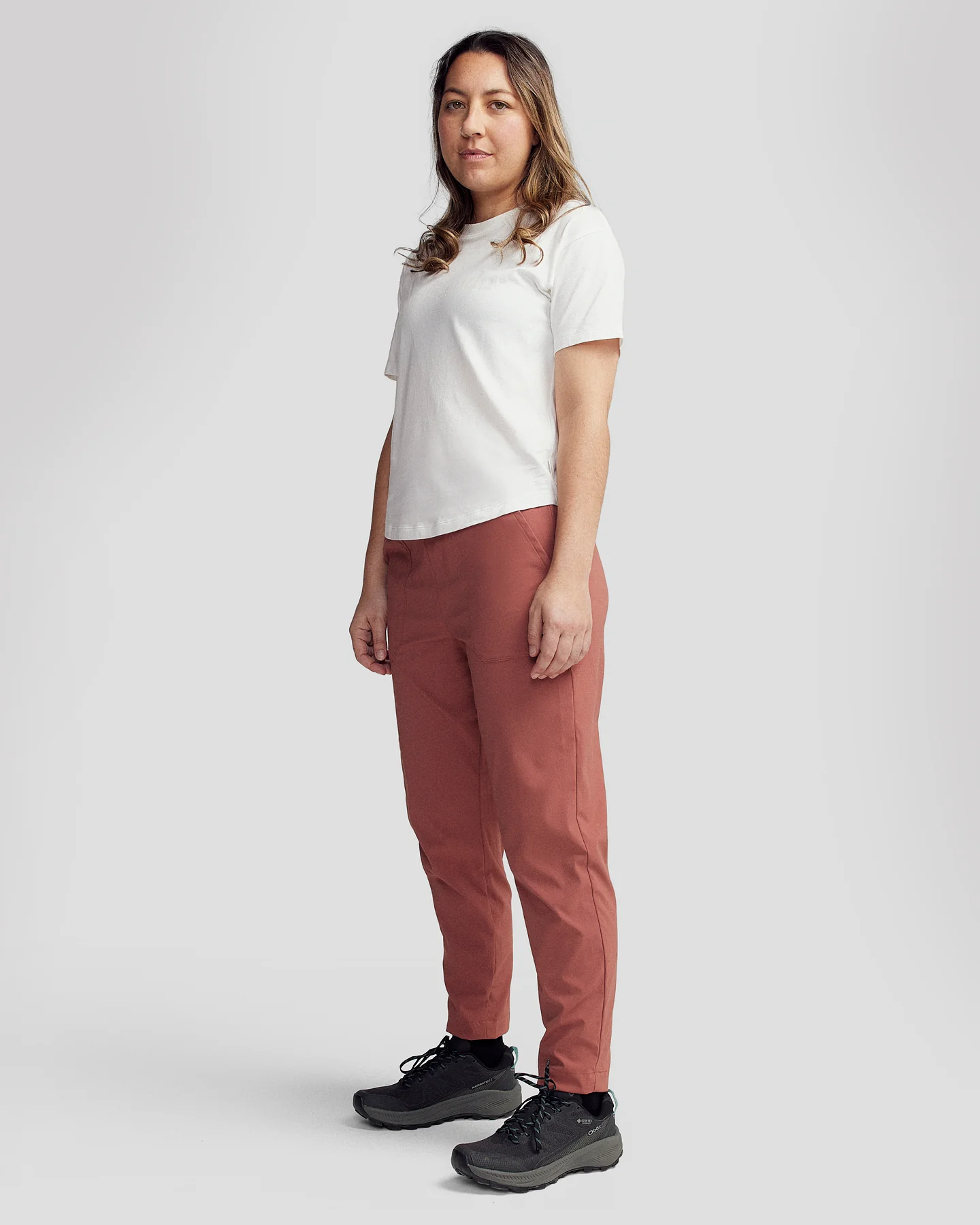Miro Wmns Tapered Pants - Dark Clay - Image 2