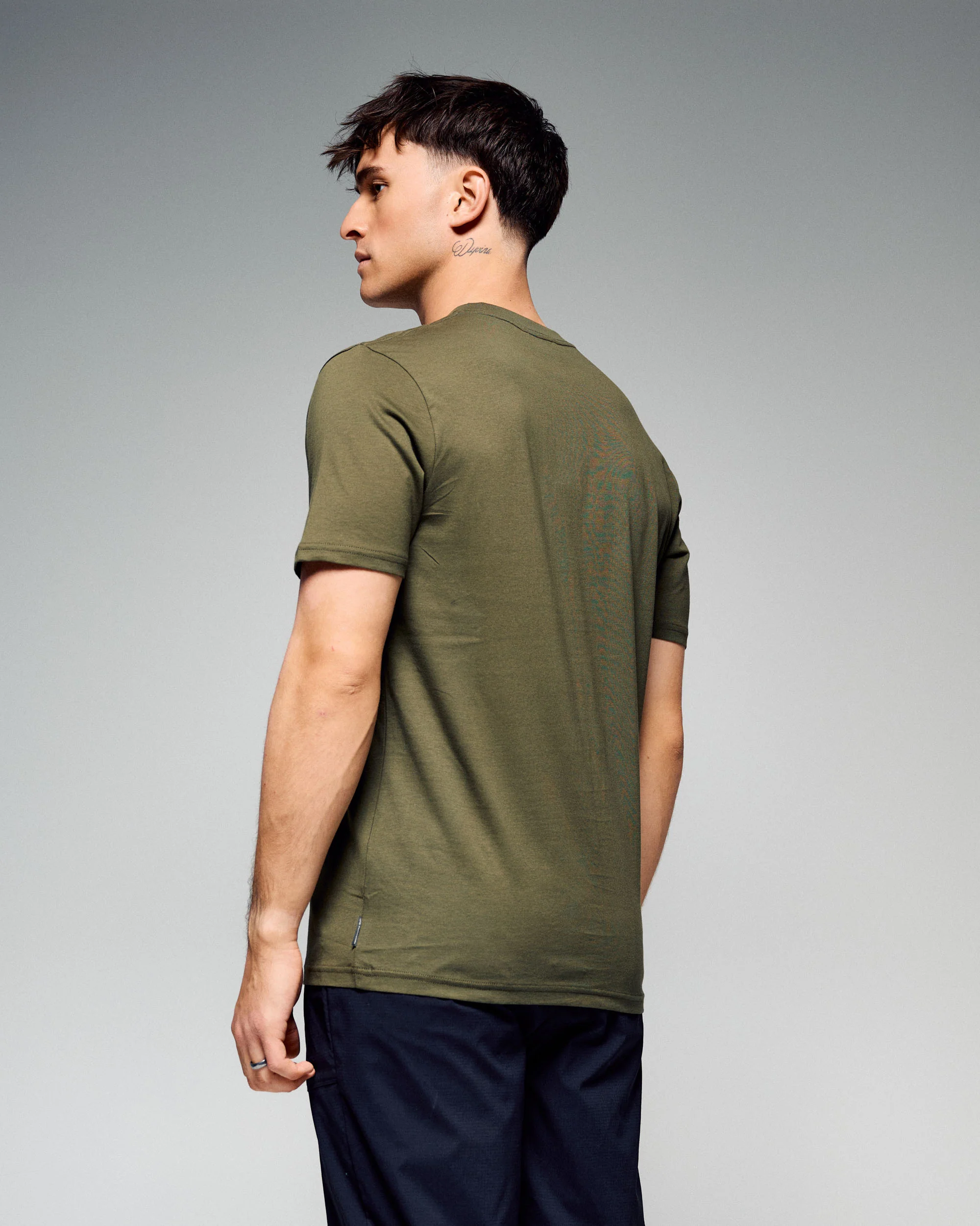 Men's 70's Logo Organic Cotton Tee - Light Moss - Image 4