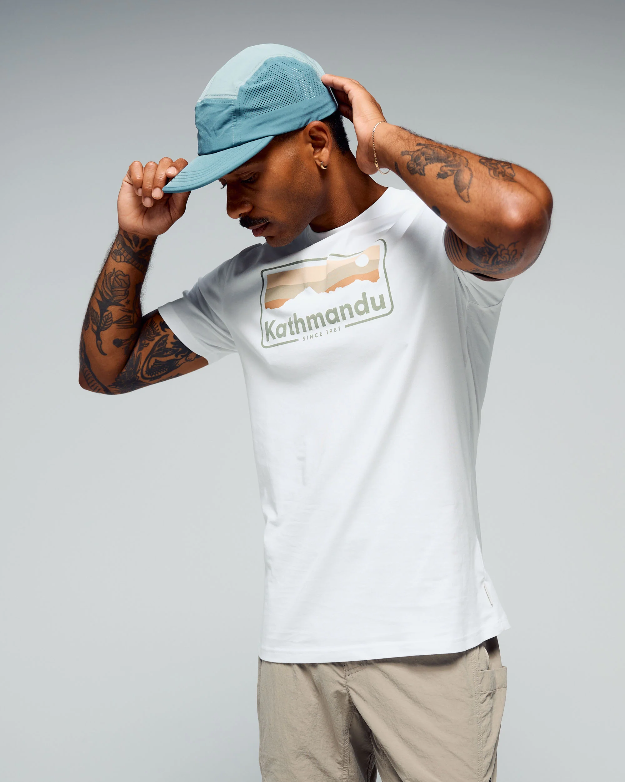 Men's Kathmandu Logo 70's Organic Cotton T-shirt - White - Image 2