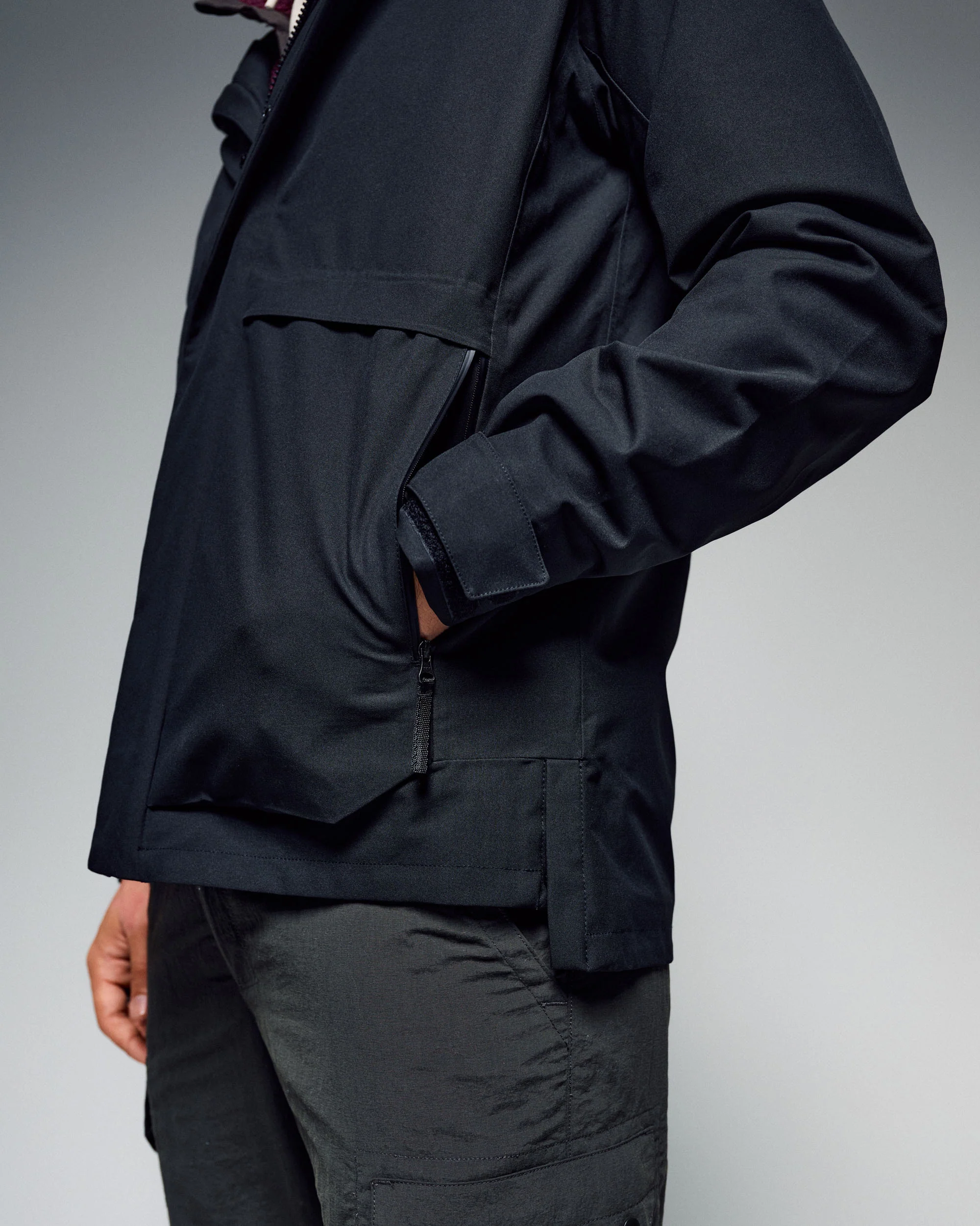 Men's Citytrek 2L Rain Jacket - Black Stingray - Image 3