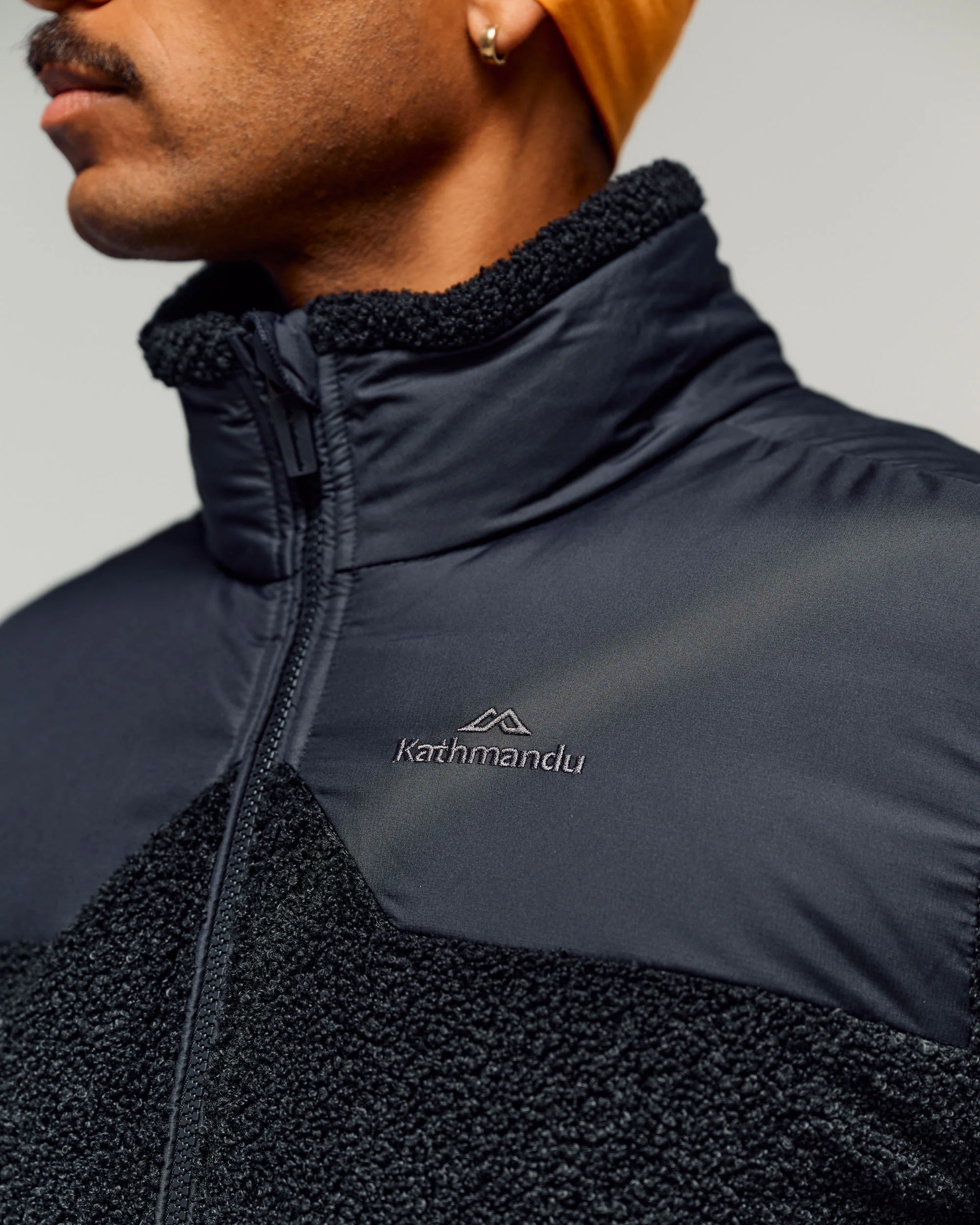 Men's Epiq Hybrid Fleece Jacket - Black Stingray - Image 4