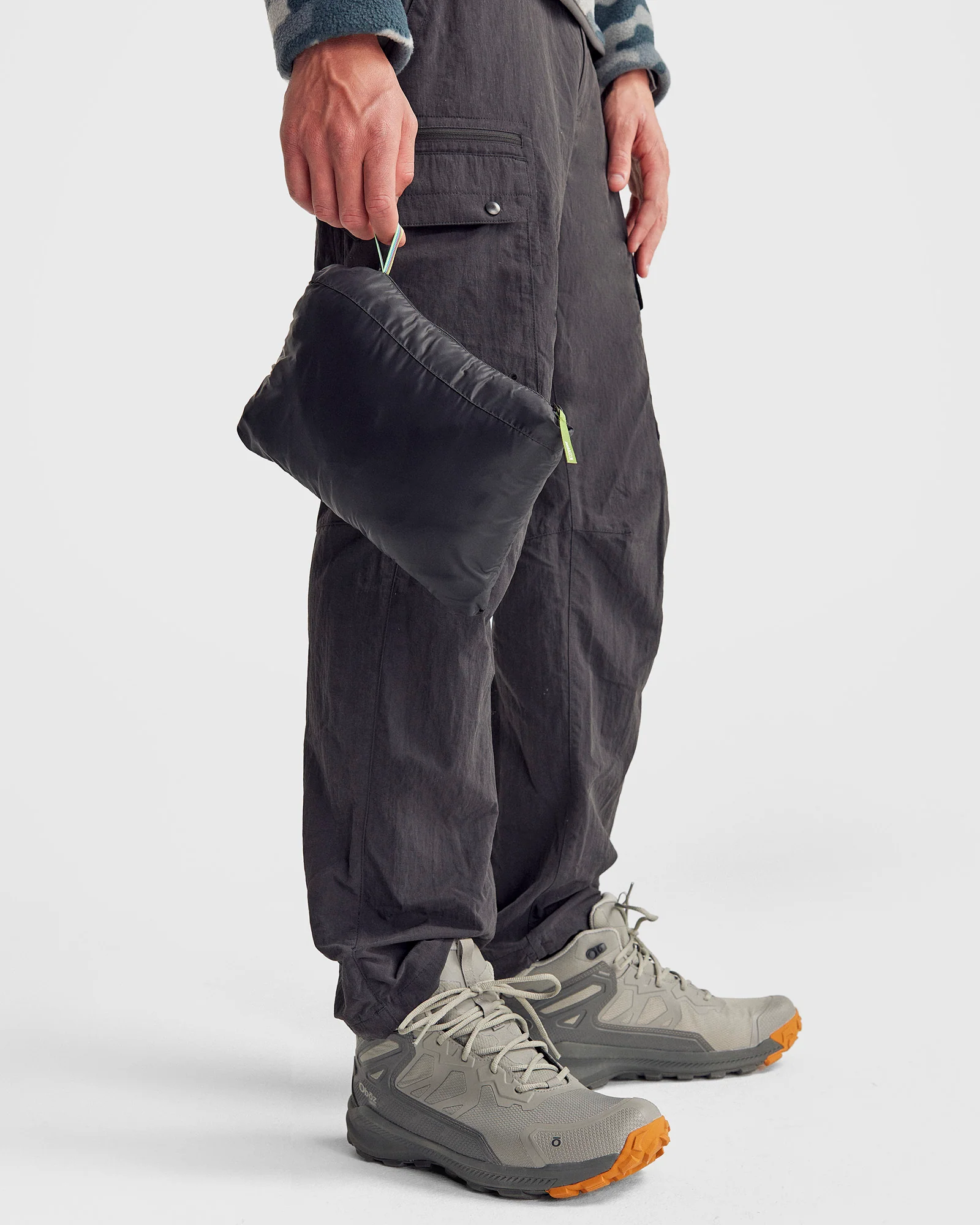 Men's Heli Down Vest 4.0 - Black Stingray - Image 5