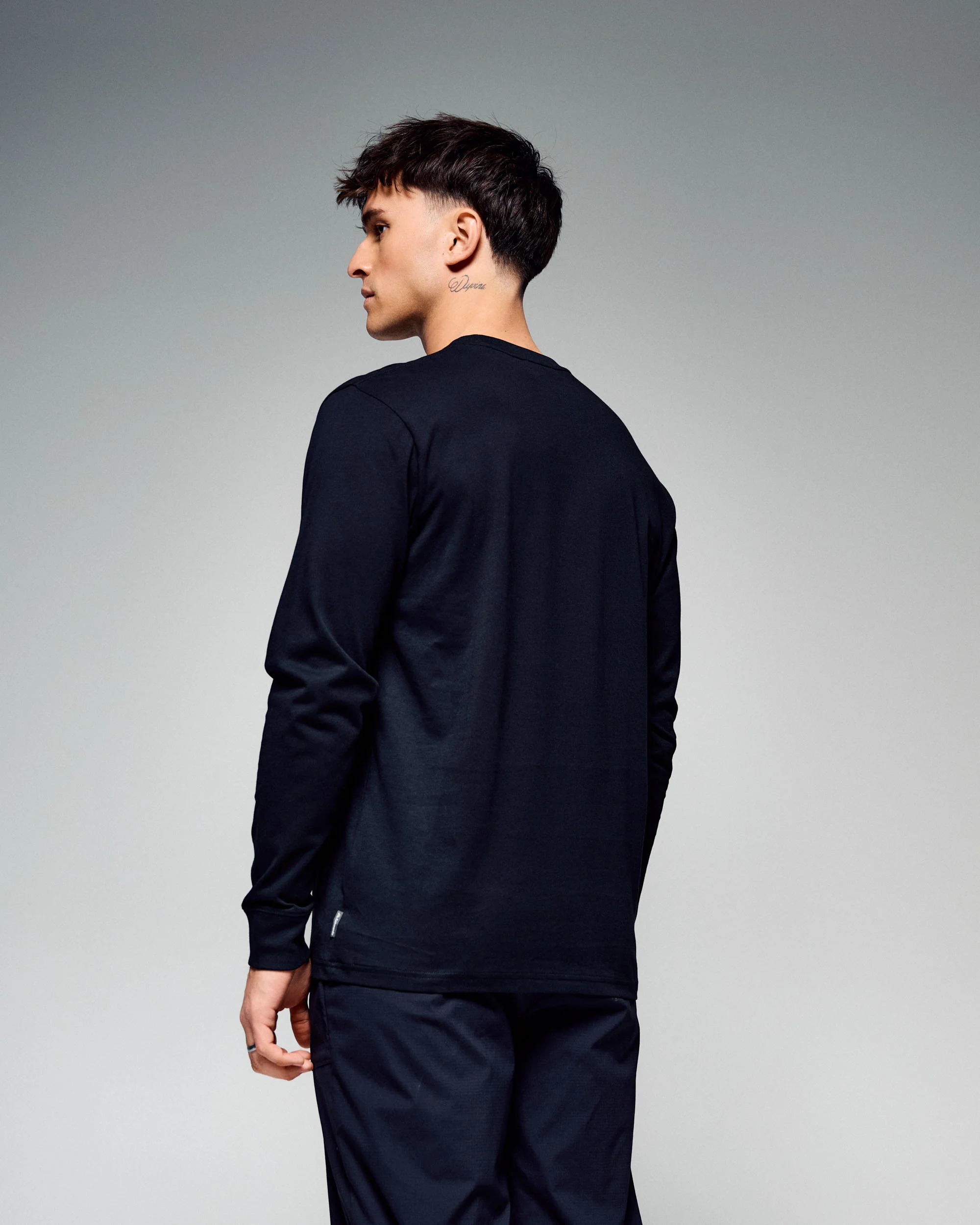 Men's Lizard Organic Cotton Long Sleeve Tee -  Black Stingray - Image 3