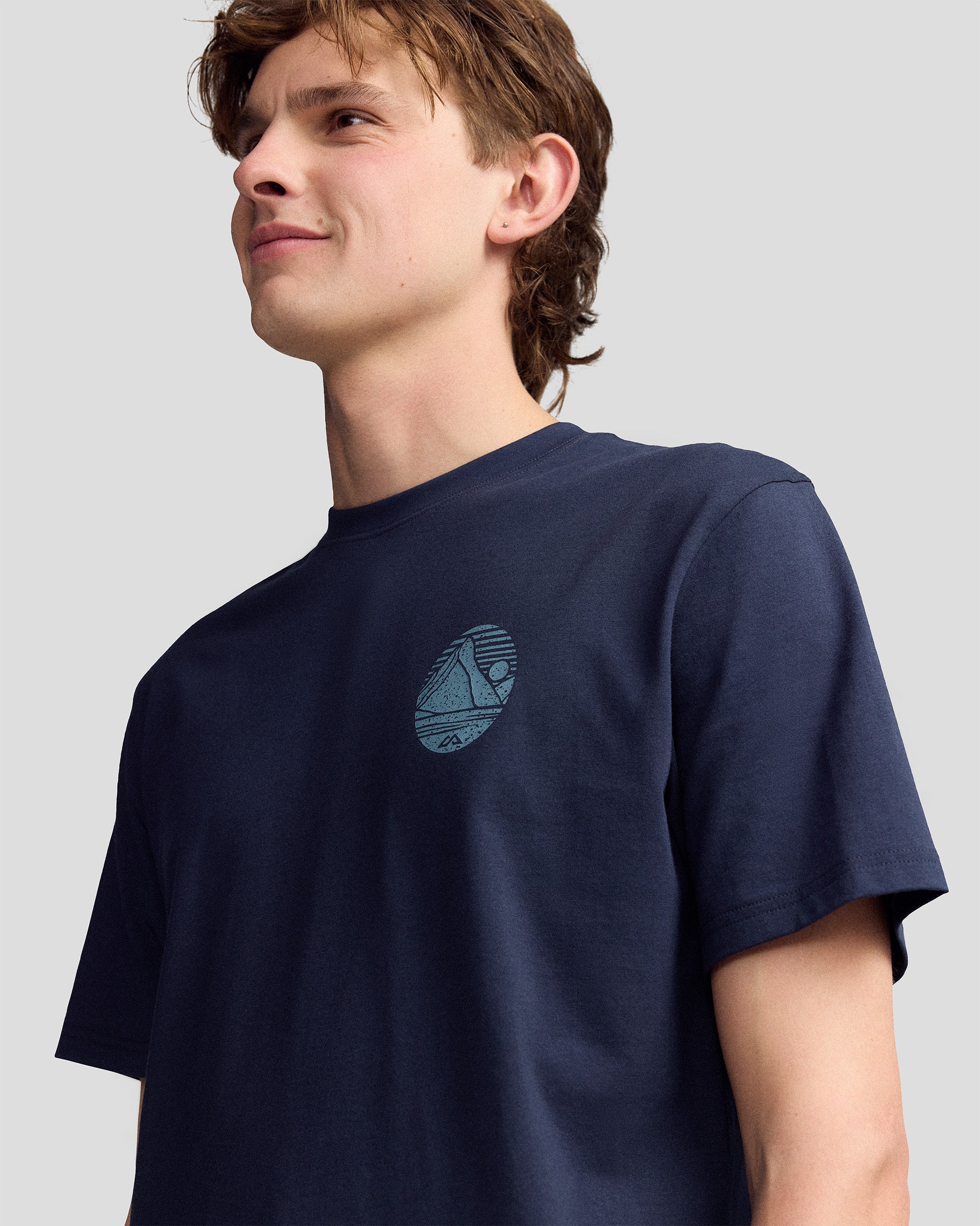 Men’s Mitre Peak Organic Cotton T-Shirt - Pure Navy - Image 4