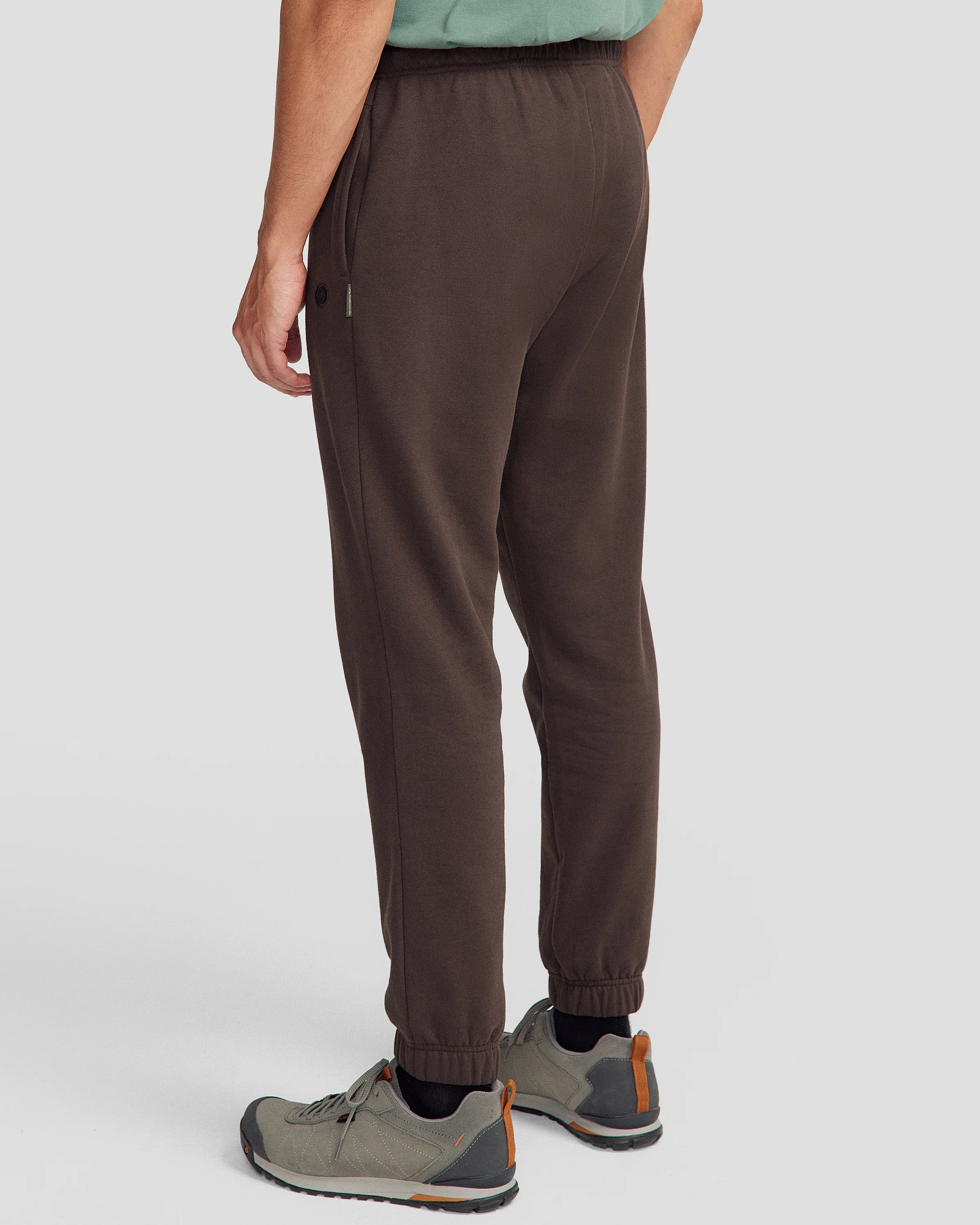 Men's Peak Badge Brushed Joggers - Cold Brew - Image 6