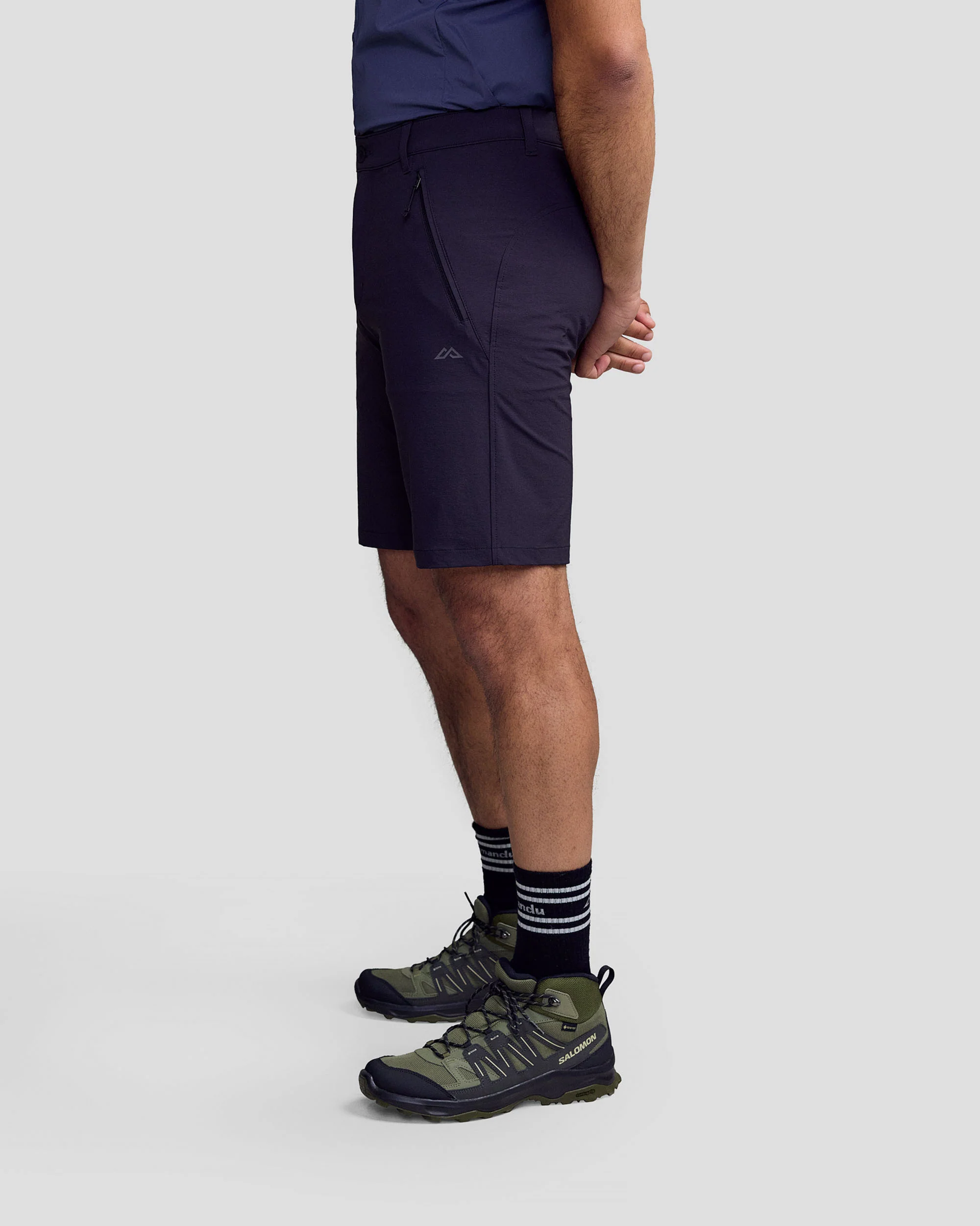 Men’s Ridge 10” Shorts - Black Stingray - Image 3