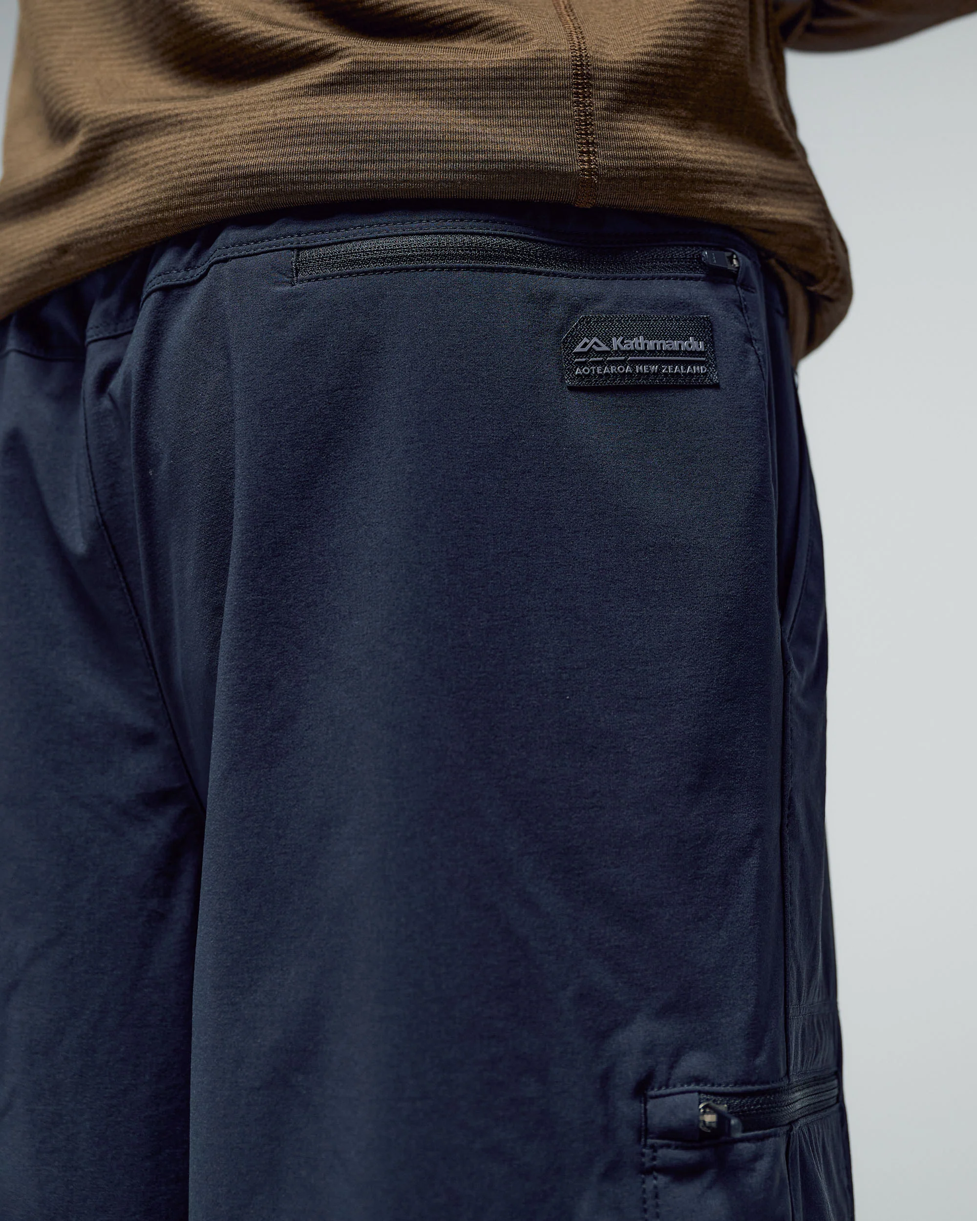 Men’s Trailhead 9” Shorts - Black Stingray - Image 5