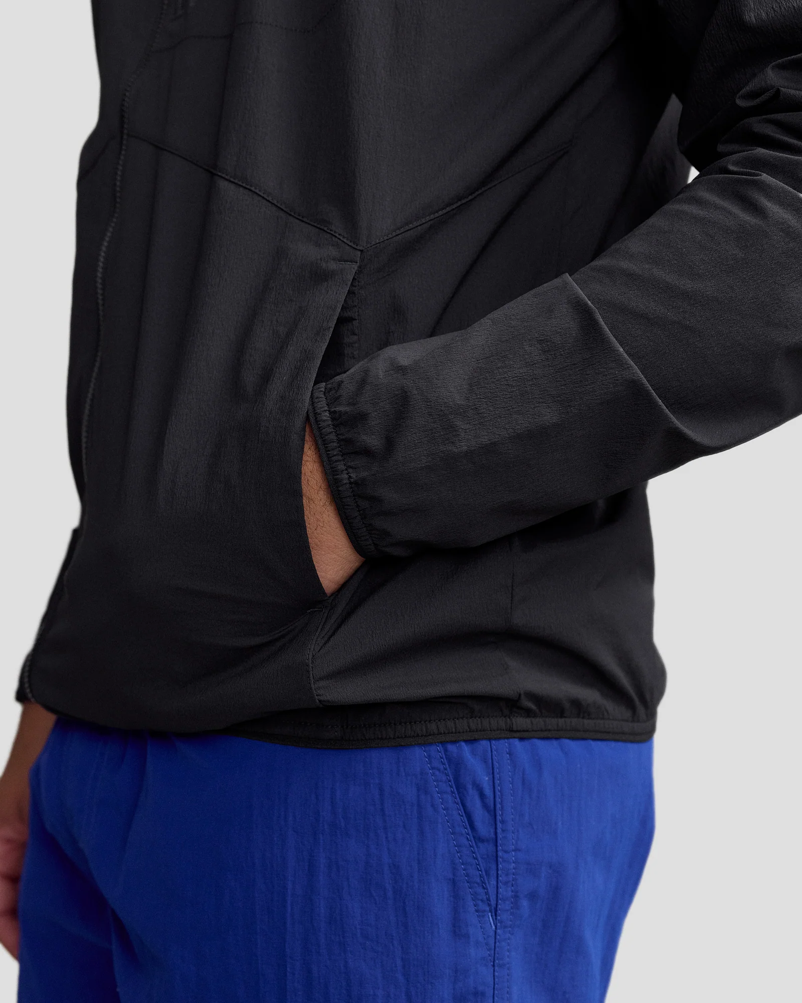 Men’s Trailhead Windbreaker - Black Stingray - Image 5