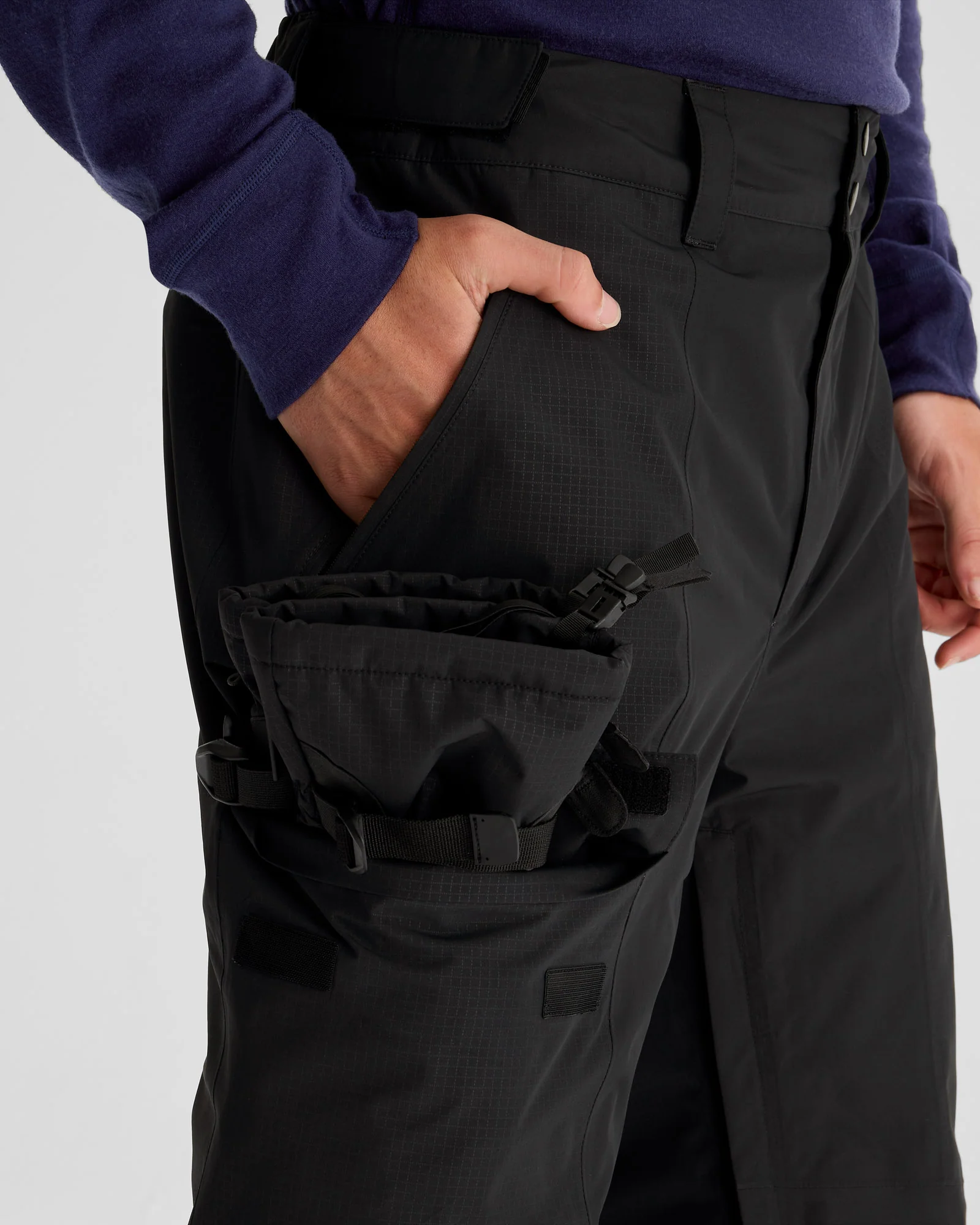Men's PWDR-Days 2L Insulated Snow Pants - Black Stingray - Image 14