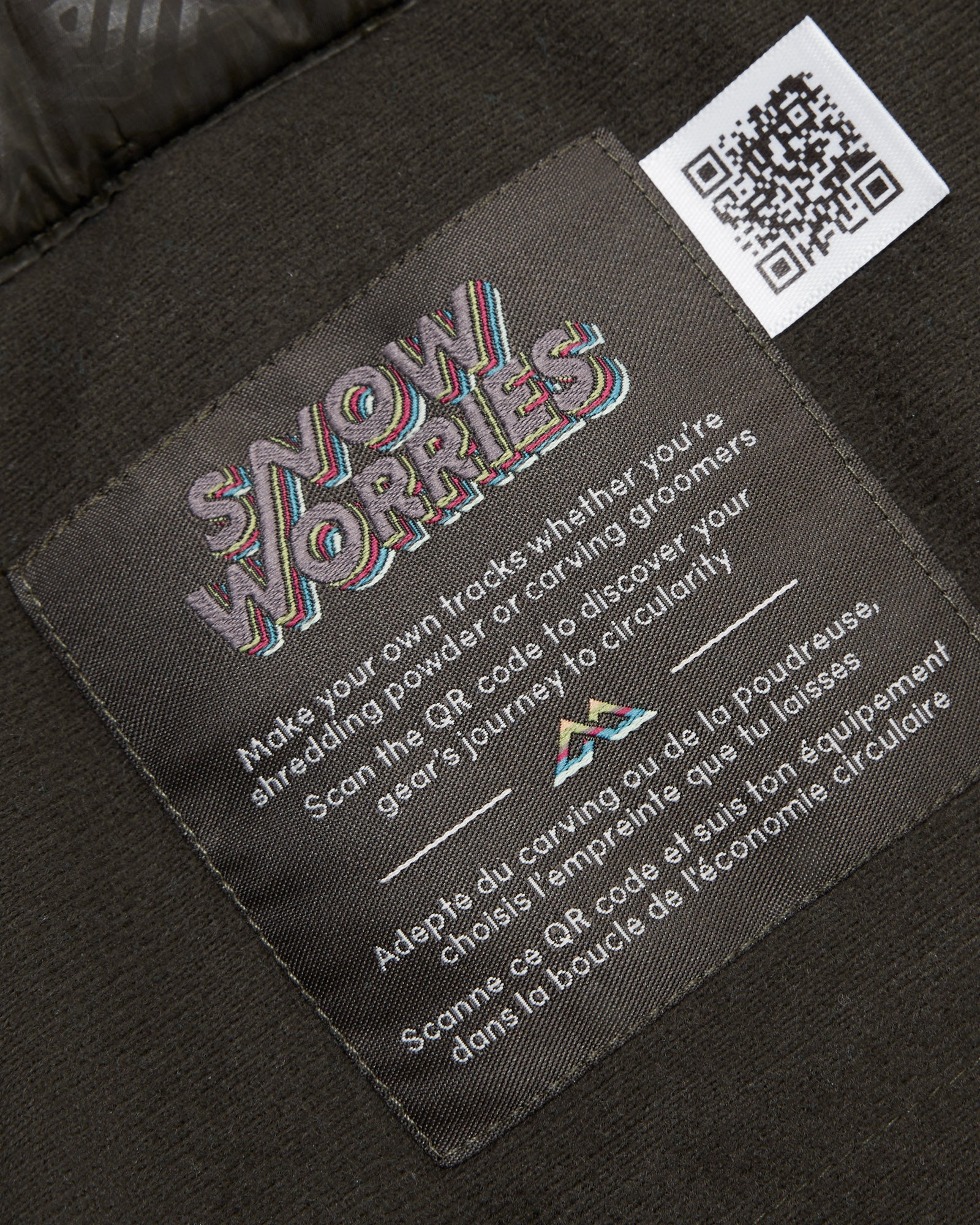 Youth PWDR-Days 2L Insulated Snow Bib - Black Stingray - Image 7