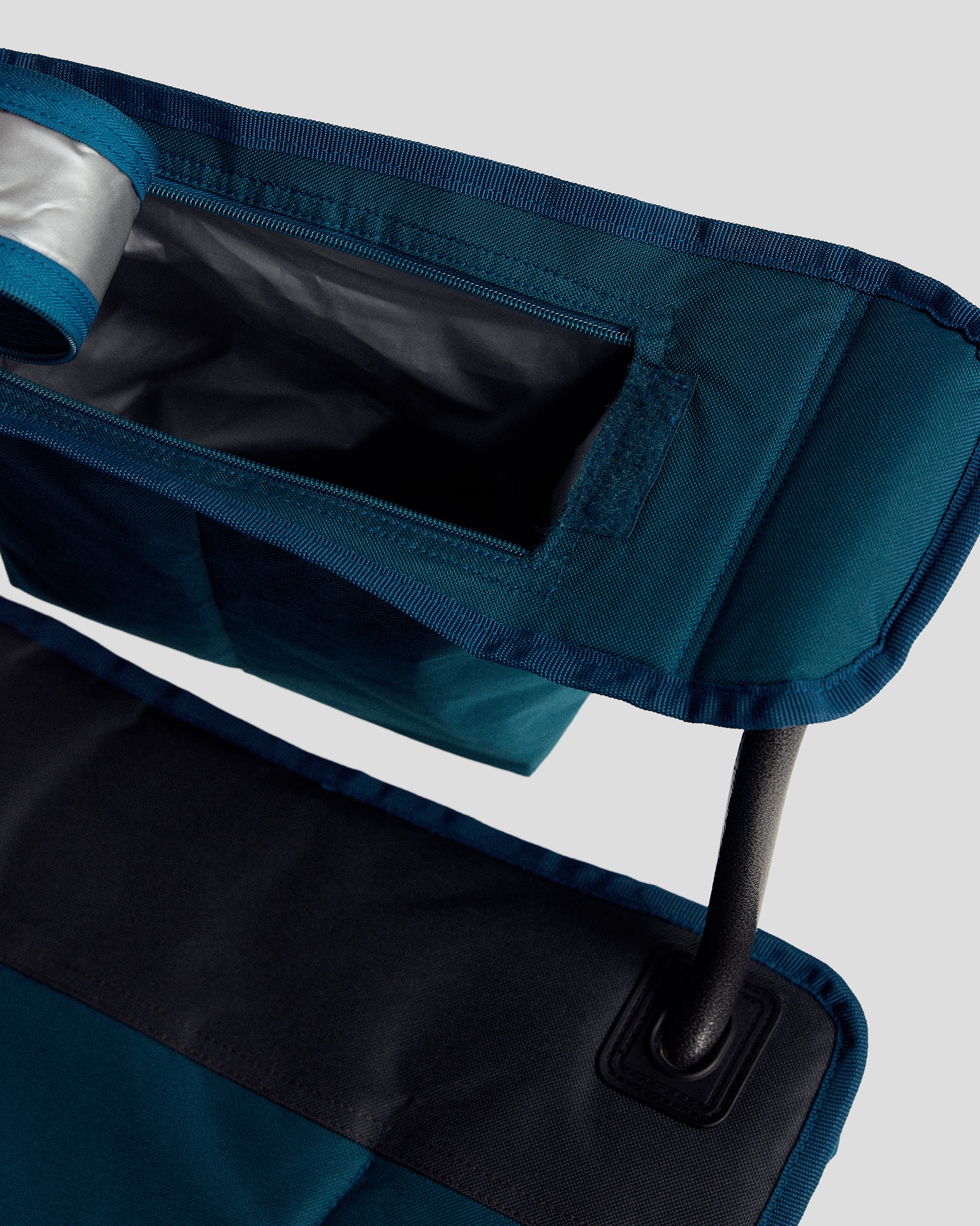 Retreat Cooler Armchair - Deep Sea Blue - Image 7