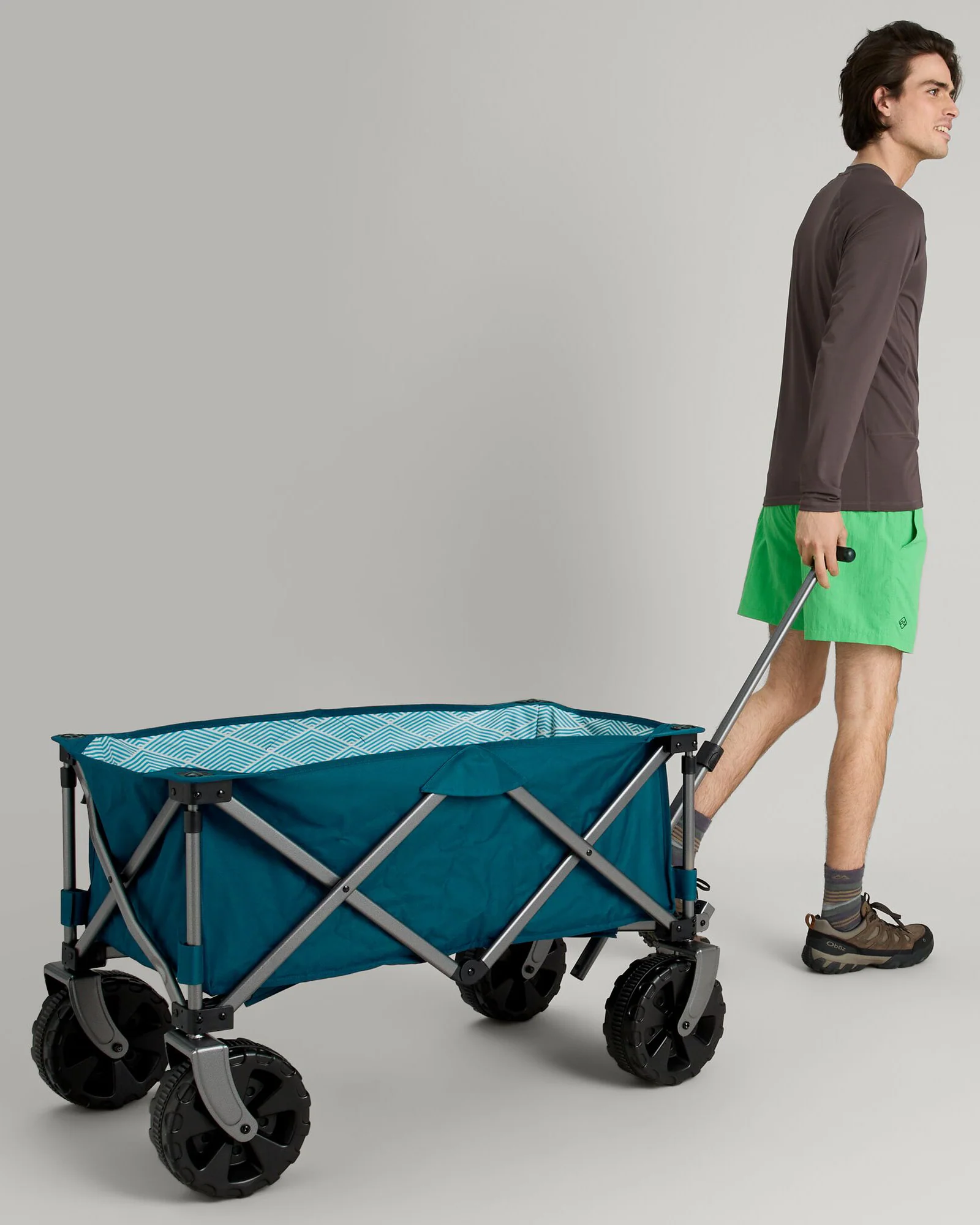 Retreat Trolley - Deep Sea Blue/Cove Geometric Print - Image 4