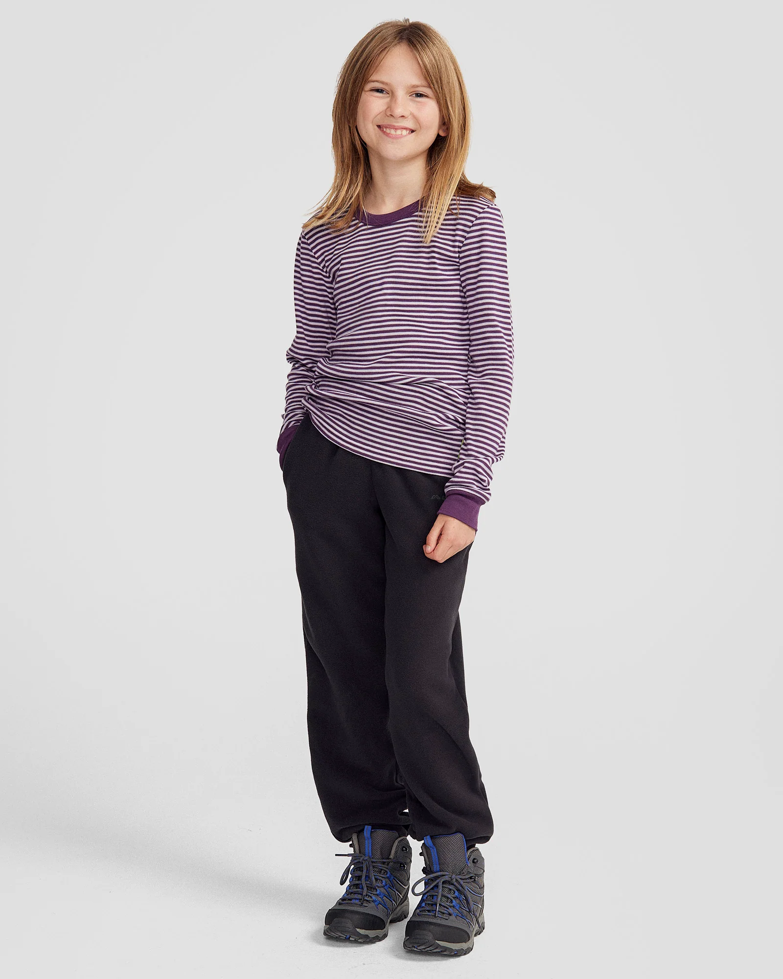 Youth Ridge 100 PrimaLoft® Bio Joggers - Black - Image 3