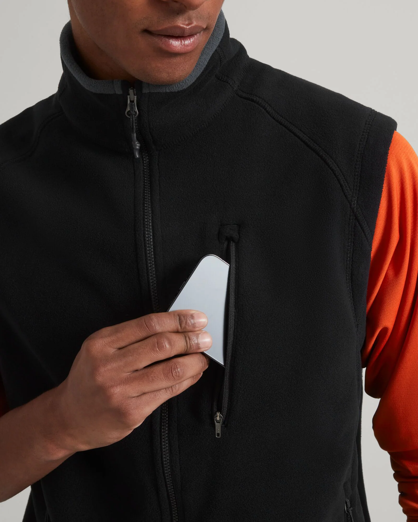 Men's Ridge 200 PrimaLoft Bio Vest - Black - Image 4