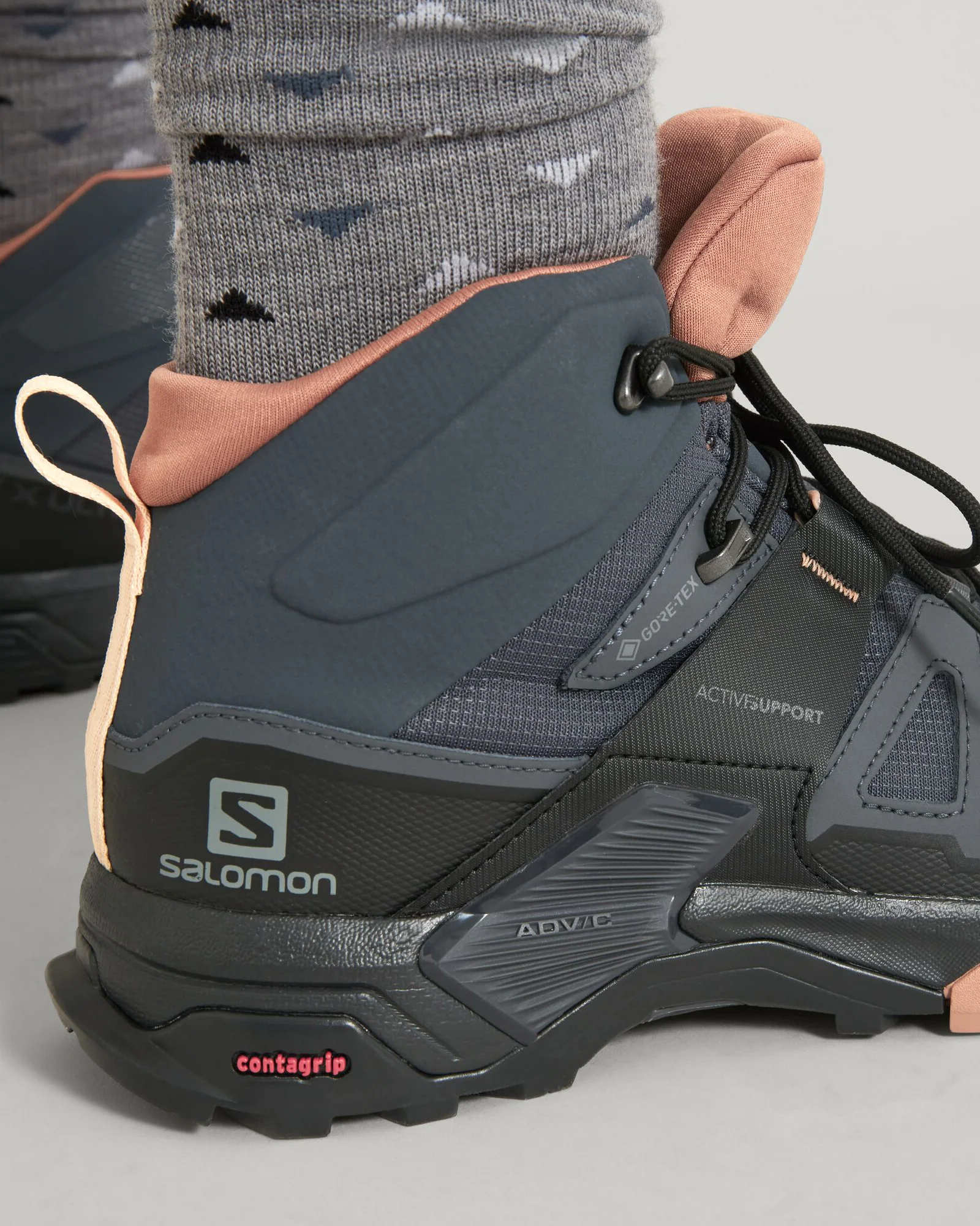 Women's Salomon X Ultra 4 GORE-TEX Mid Hiking Boots - Ebony/Mocha Mousse/Almond Cream - Image 7